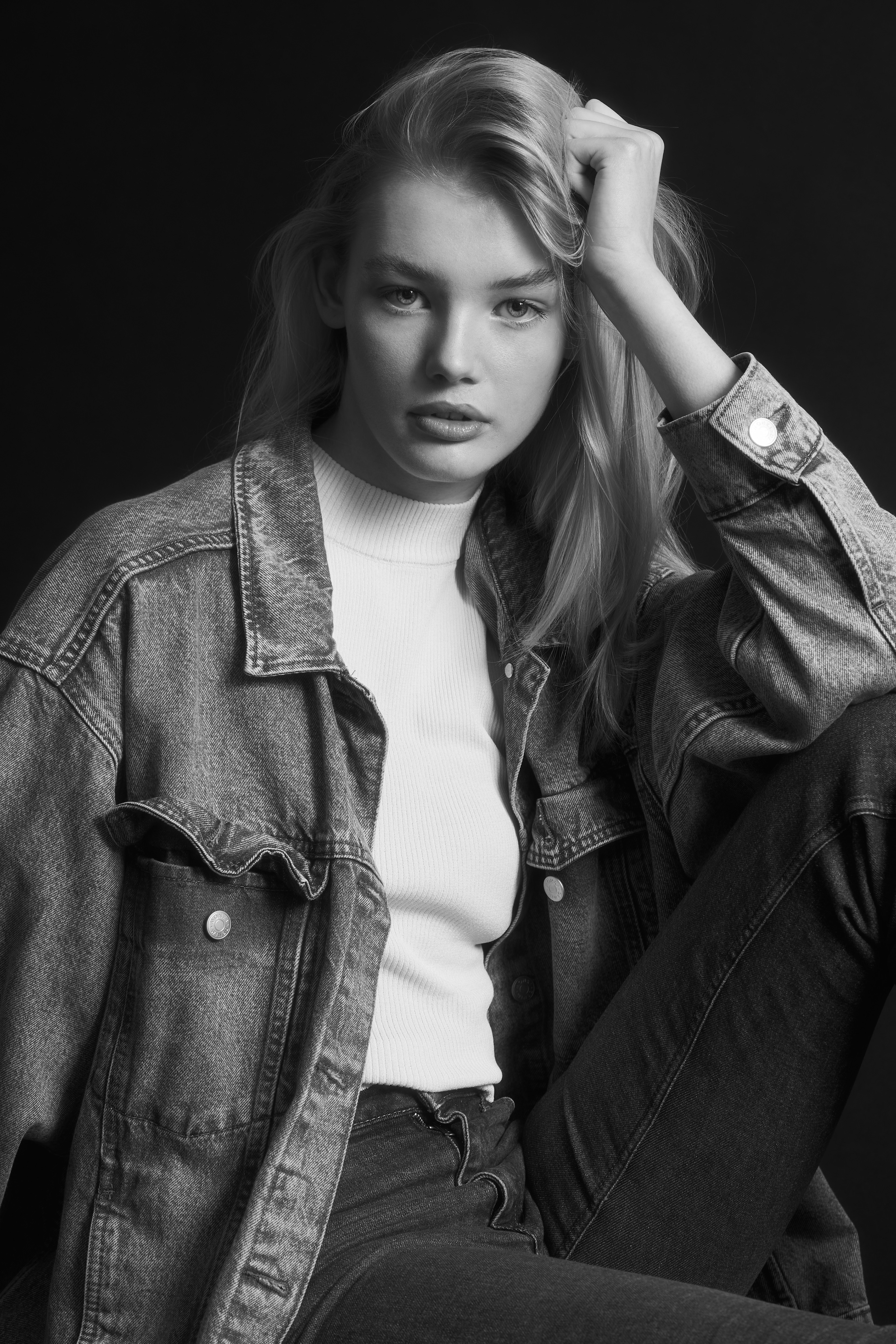 Dutch Fashion model Gabreille Tappel with Future Faces in Amsterdam shot by JMstudio in Double Denim