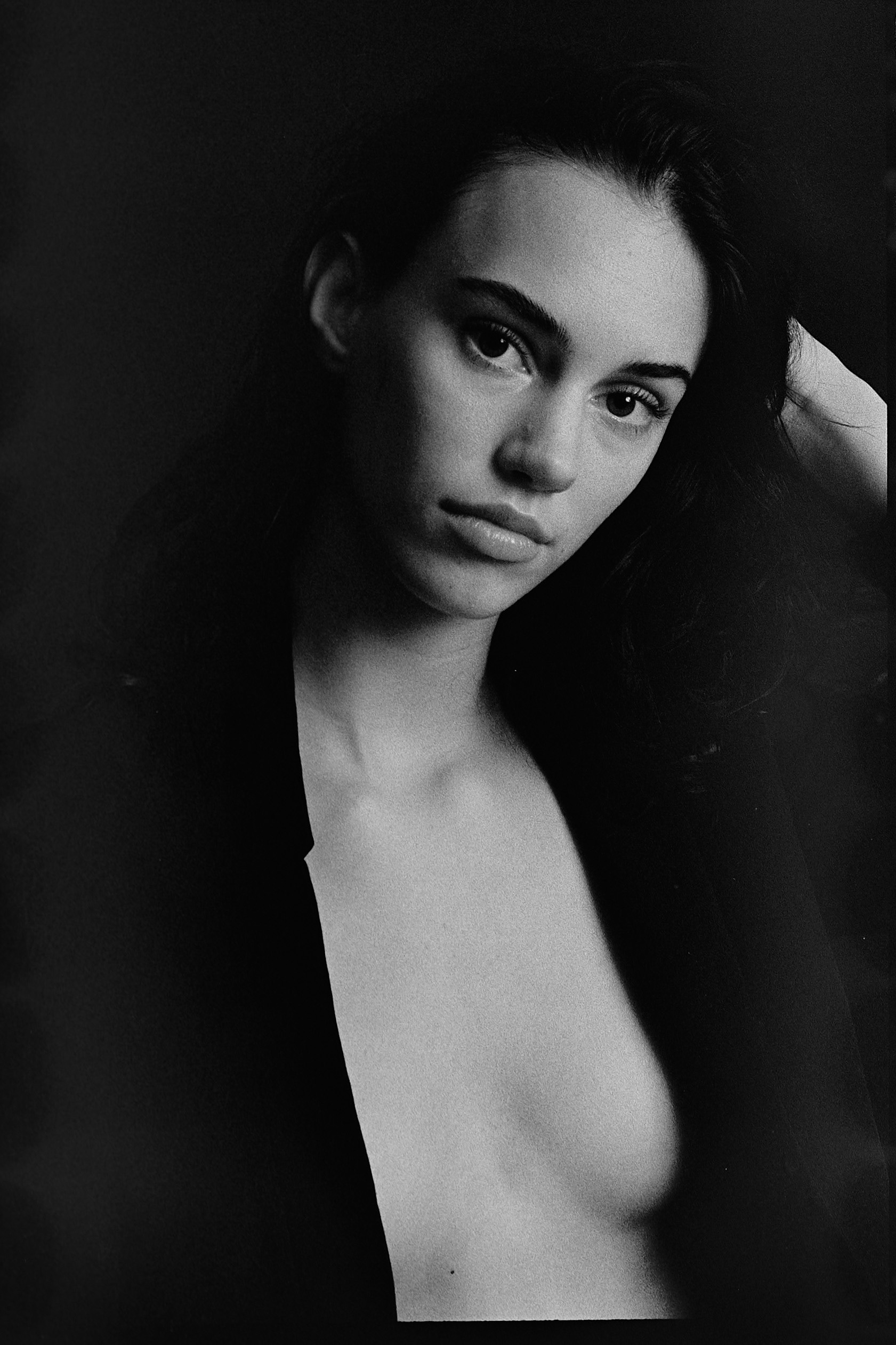 Robine Bitter from Elite Amsterdam shot on Fomapan 400 developed in Adox Adonal 50:1 for 11 minutes.