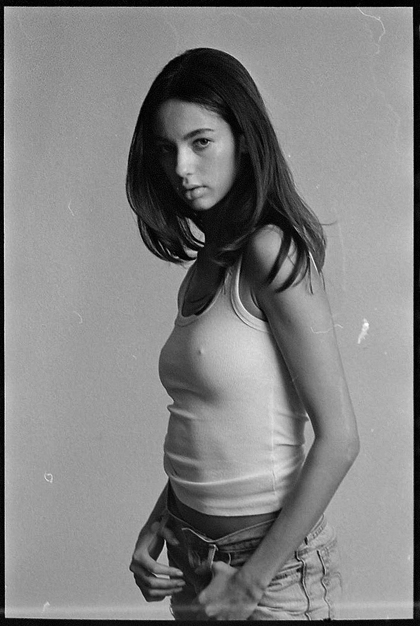 Romana Meijer shot on Fomapan 400 developed in Adox Adonal 50:1 for 11 minutes.