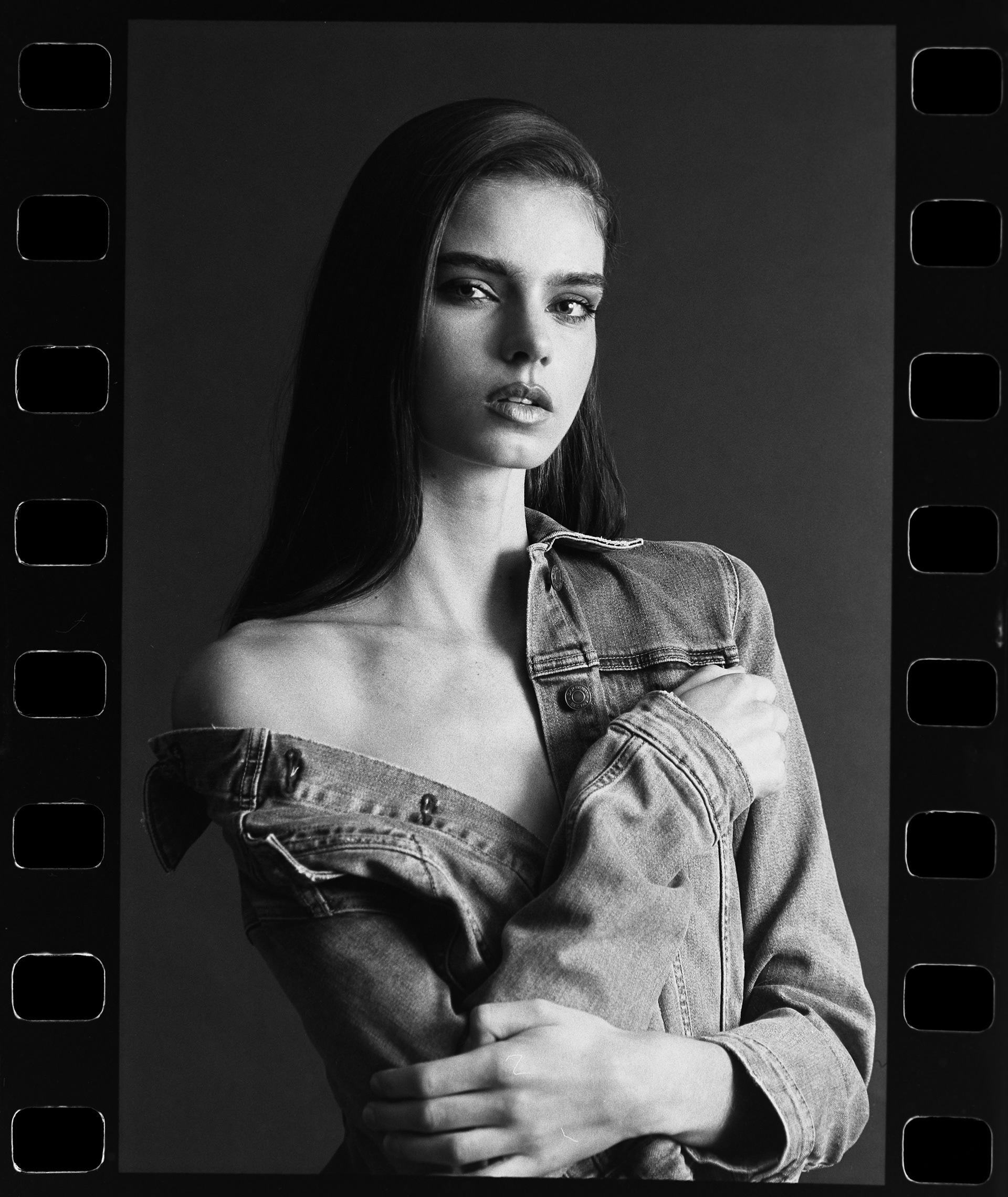 Senna Vet with Next Worldwide and VDM Models Amsterdam shot on Fomapan 100 developed in Adox Adonal 50:1 for 9 minutes.