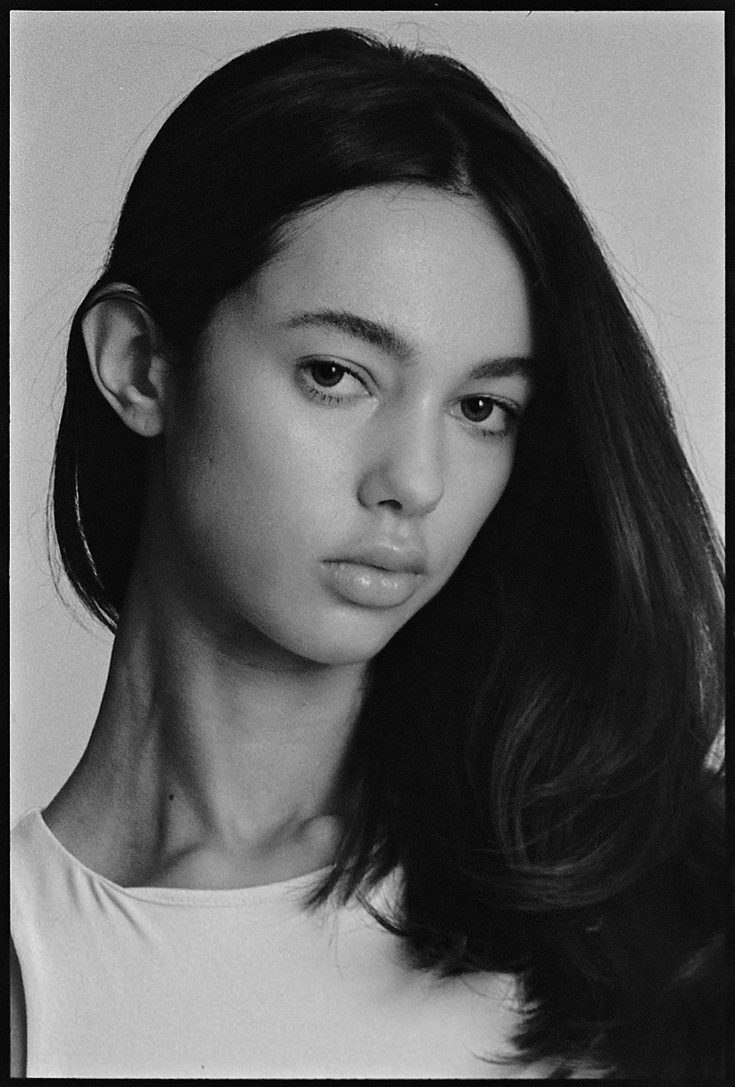 Romana Meijer shot on Fomapan 400 developed in Adox Adonal 50:1 for 11 minutes.