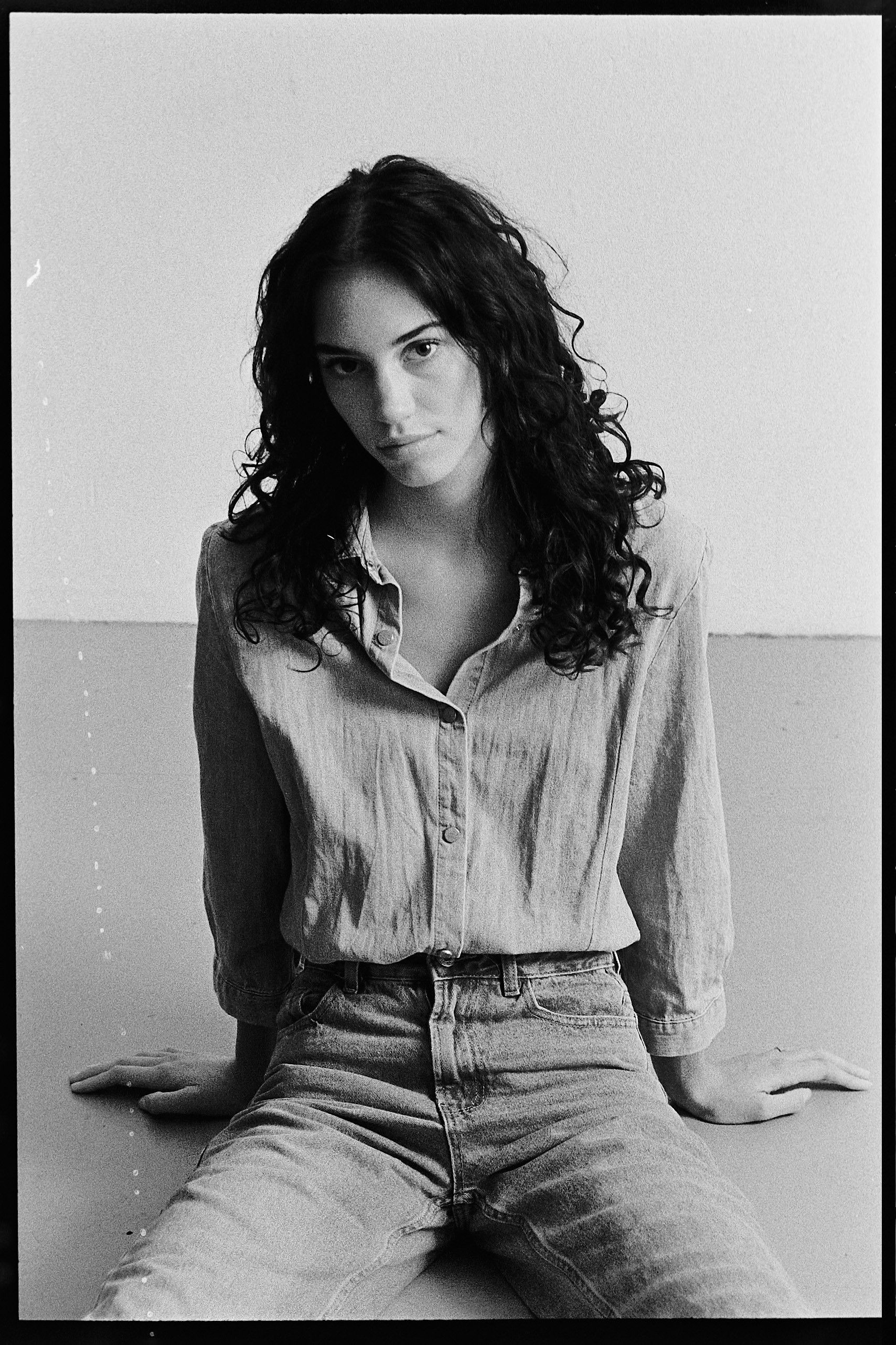 Robine Bitter from Elite Amsterdam shot on Fomapan 400 developed in Adox Adonal 50:1 for 11 minutes.