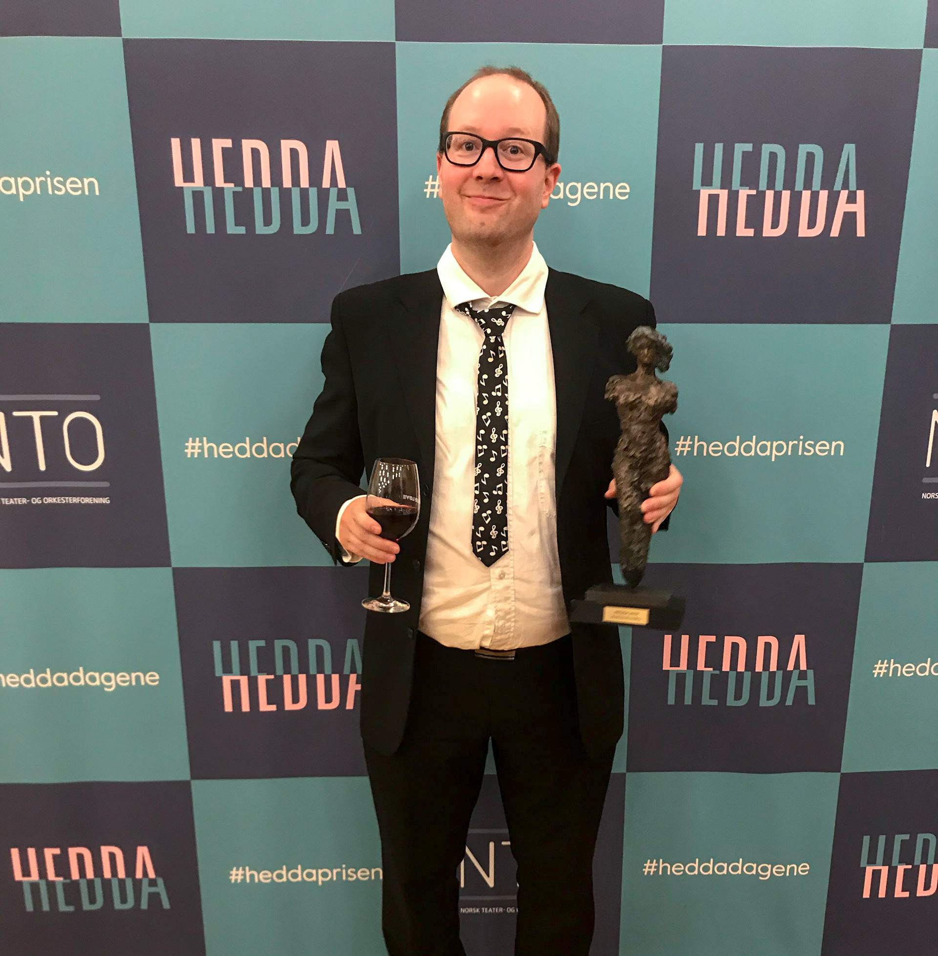 Posing with the Hedda Award, 2019