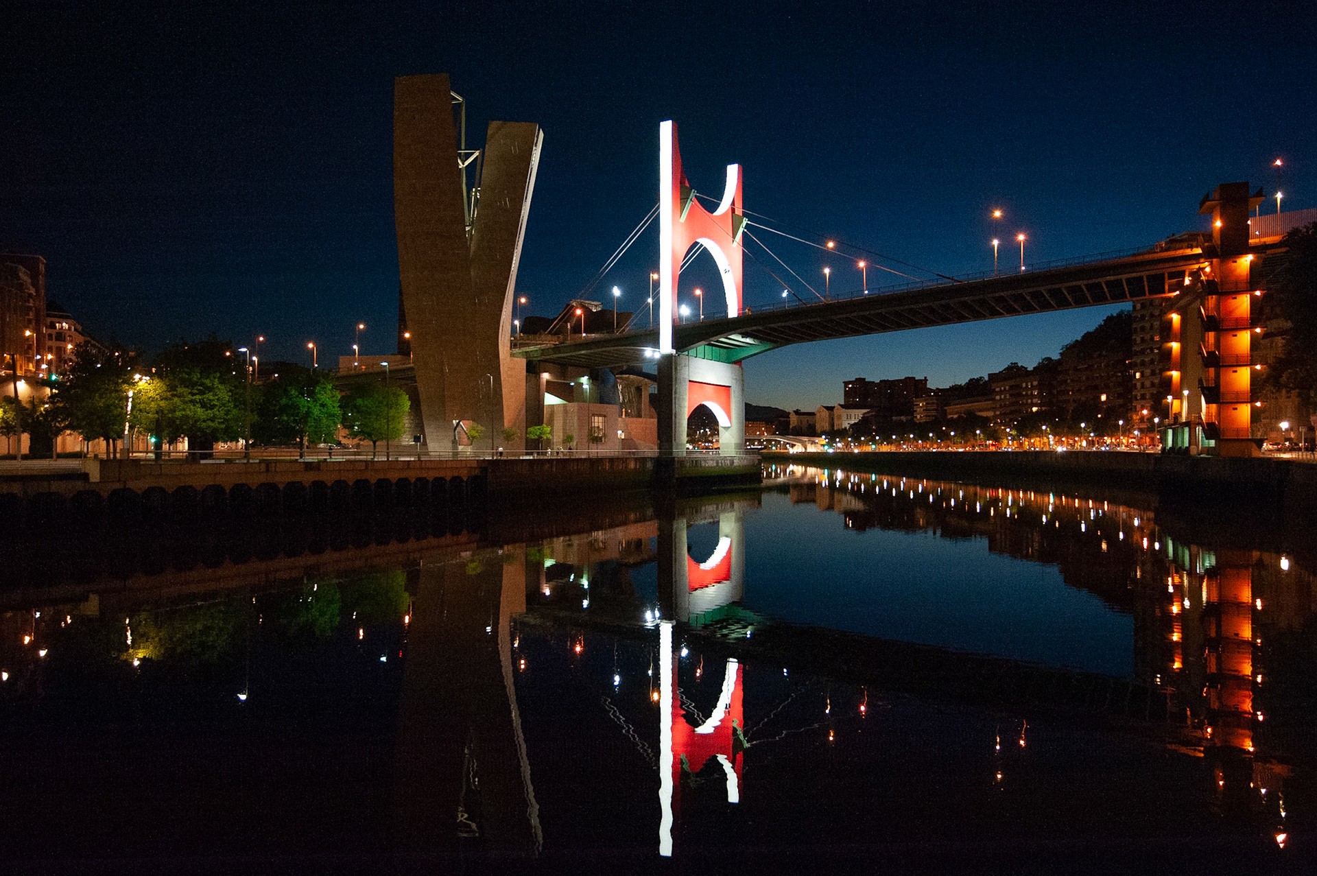 Souvenir de Bilbao by night