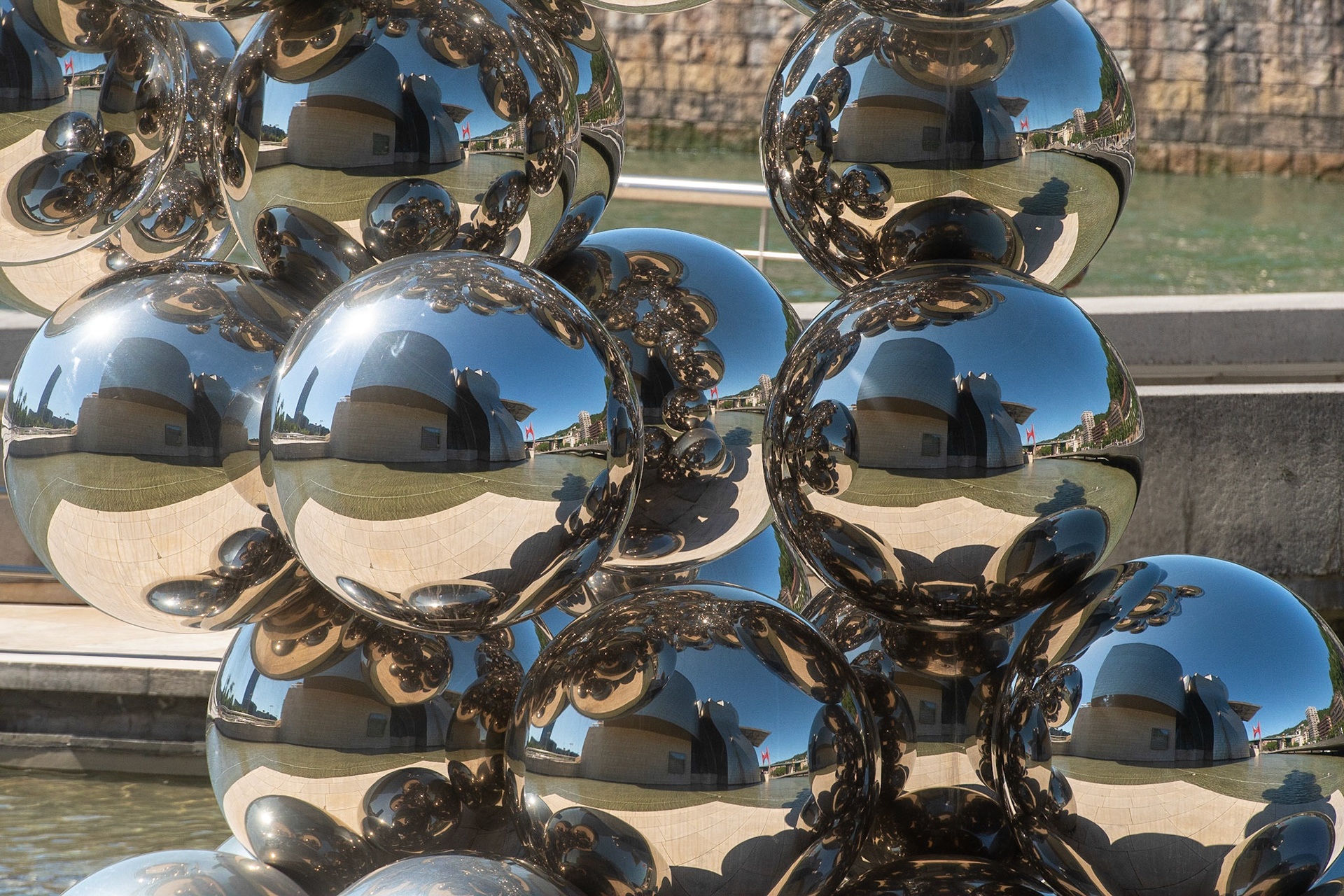 "Grand arbre et l'oeil" Jeff Koons