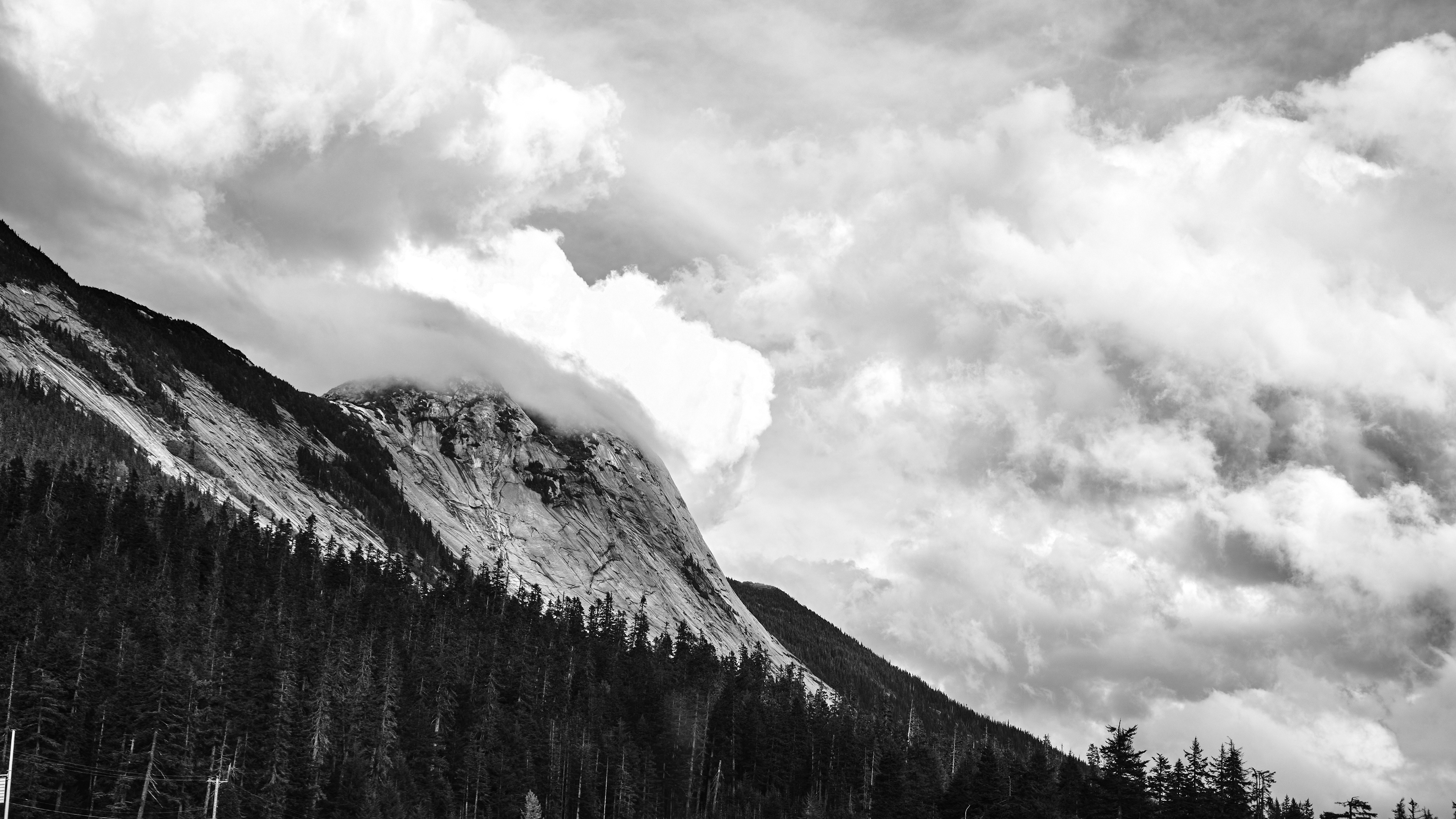 Mountain Clouds (2025)