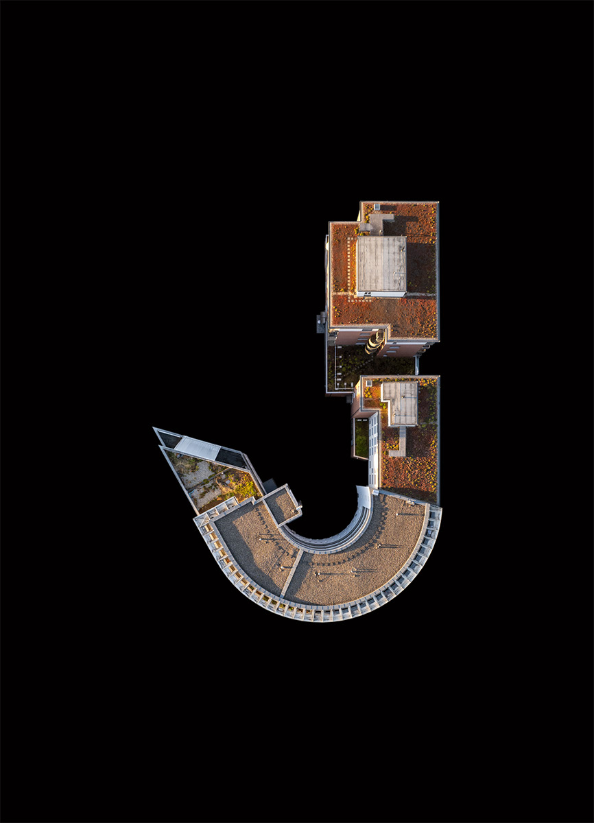 "J" - 13x18 cm - 69 Euro