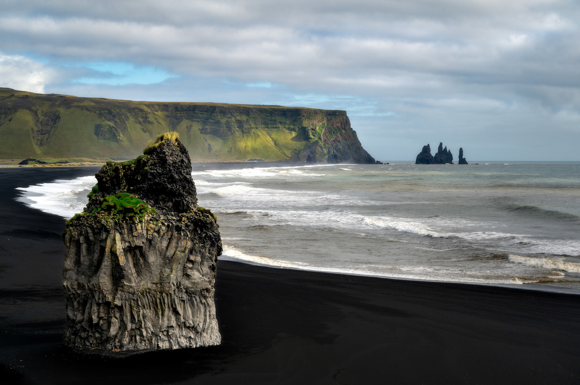 Reynisfjara Beach