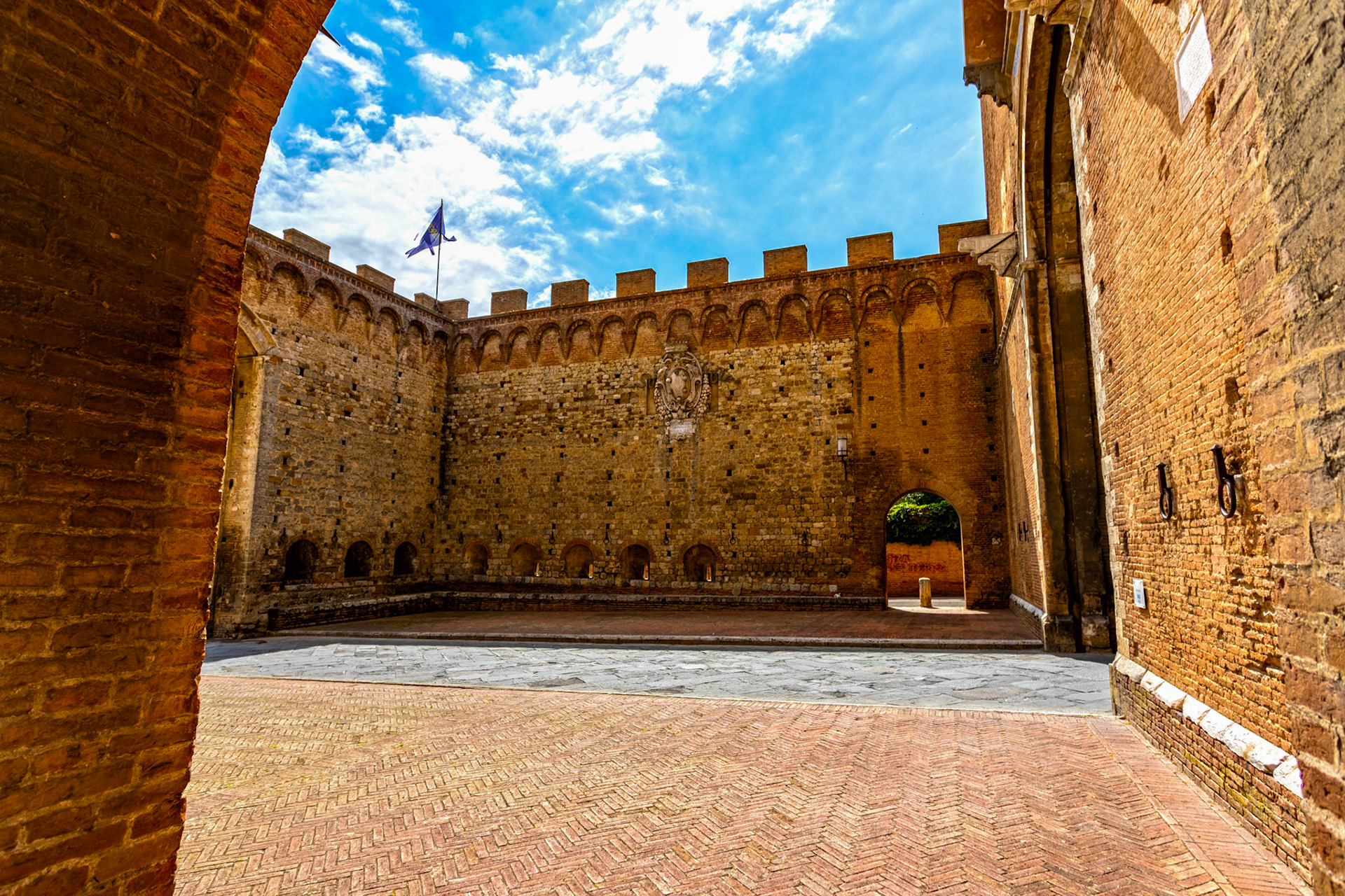 Porta Romana, Siena 23 June 2024