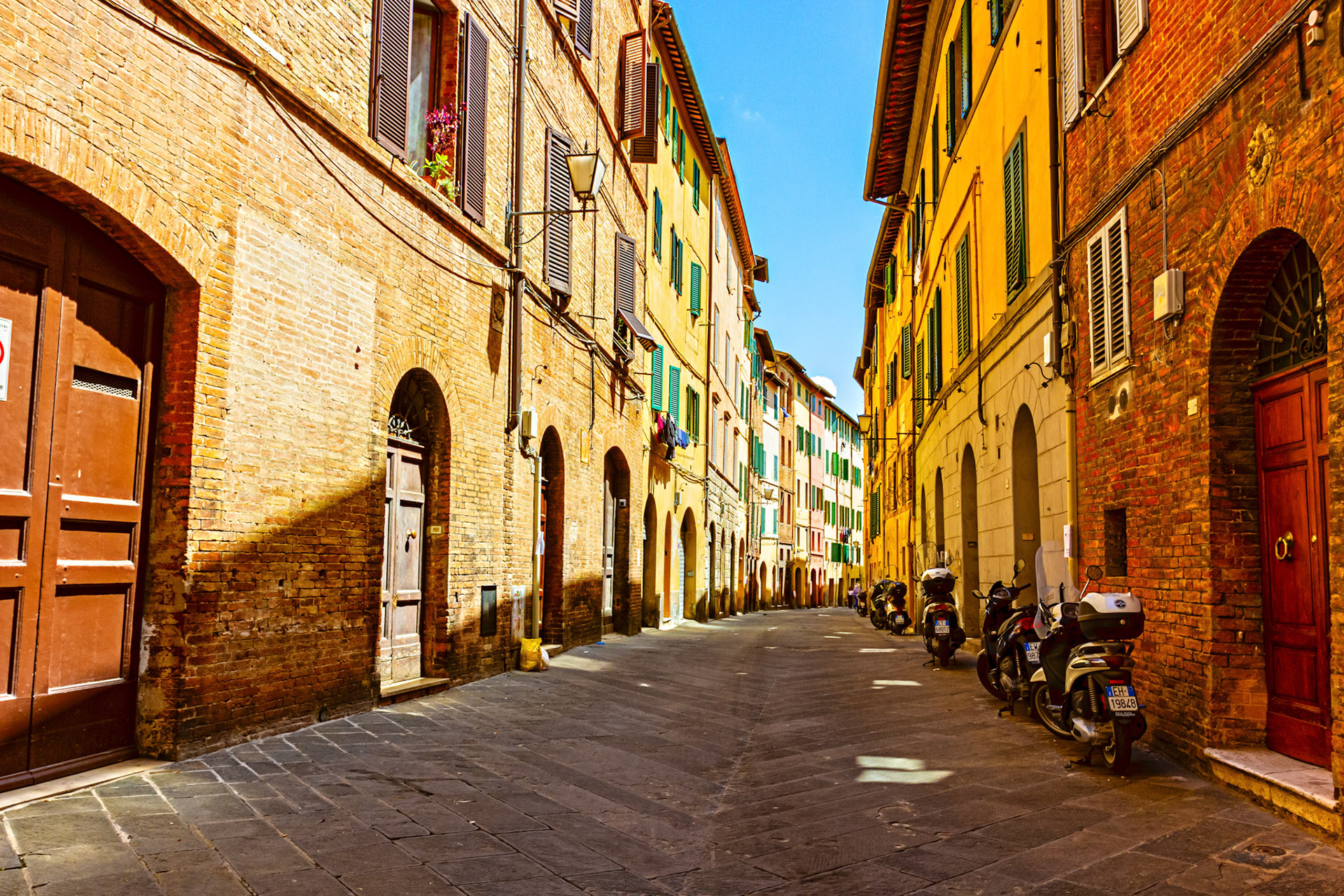 Street scene in Siena 26 June 2024