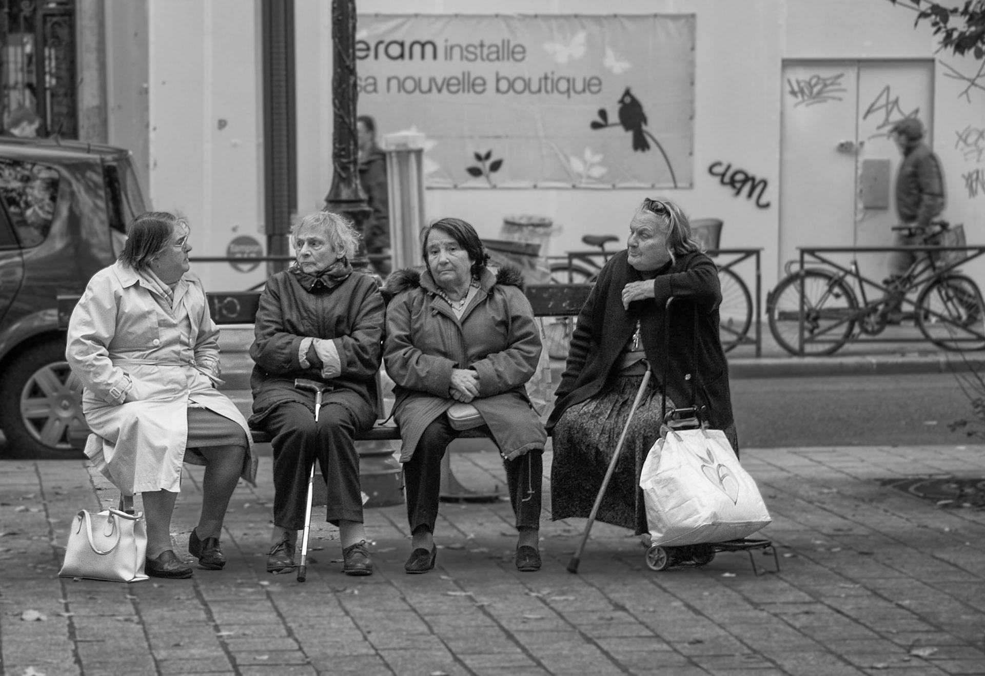 Catching up, Paris