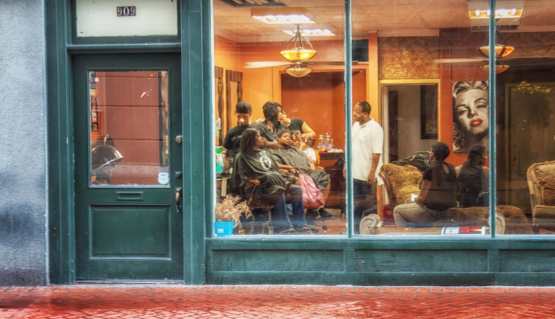 Beauty salon, New Orleans