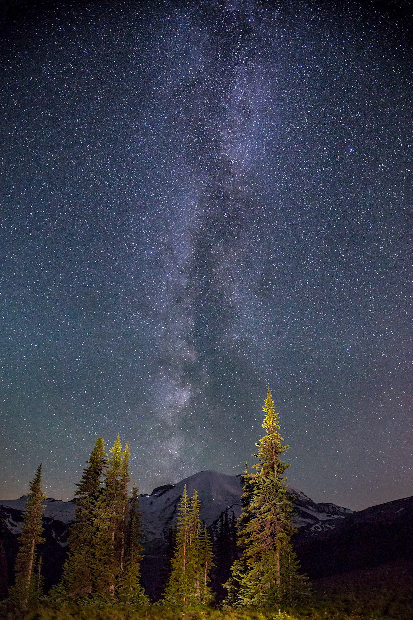 Mt Rainier and MIlky Way