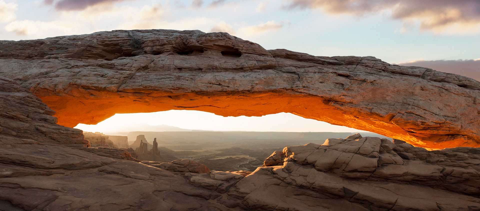 Mesa arch, sunrise
