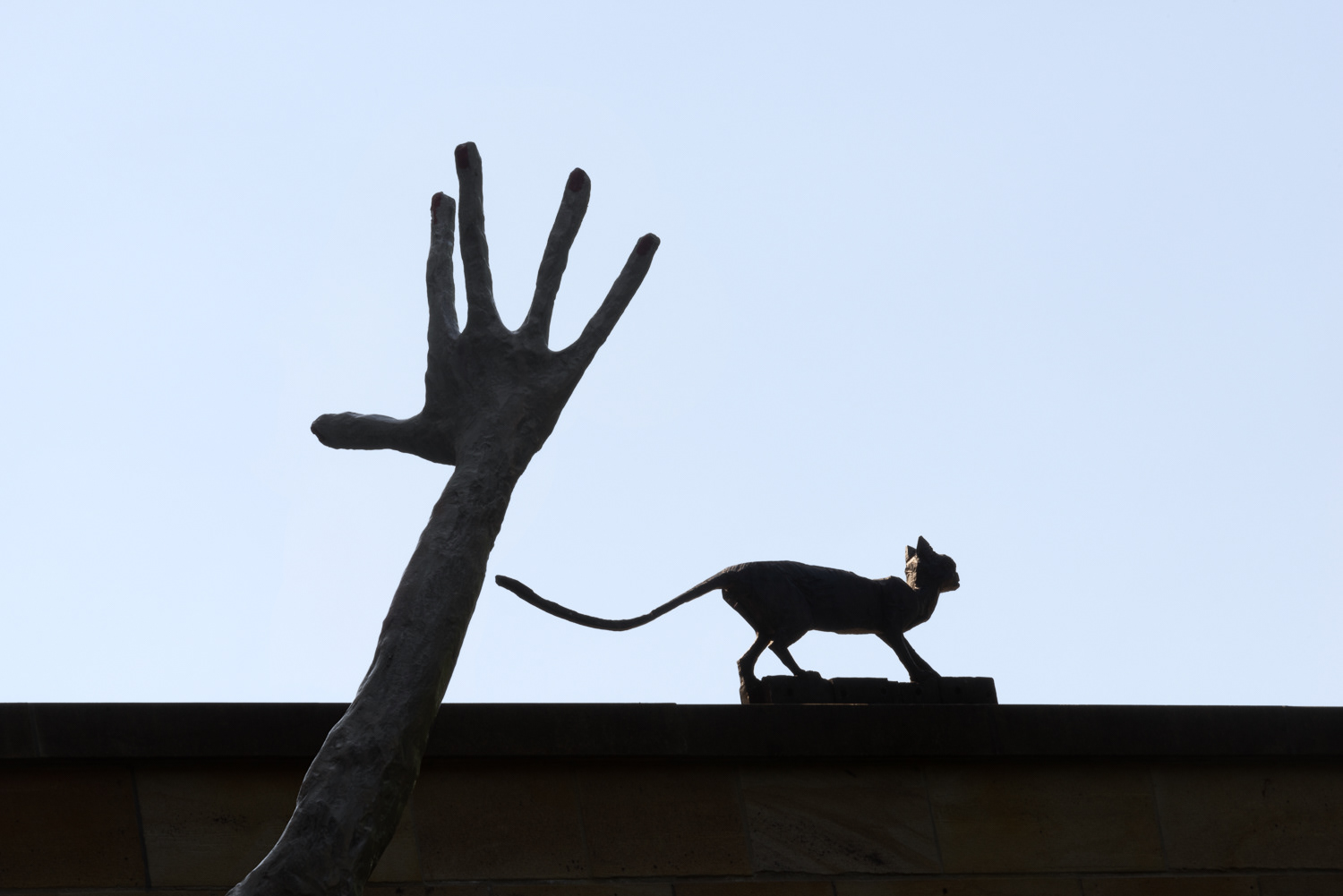 »Muse« von Hans Scheib, 1994, Bronze