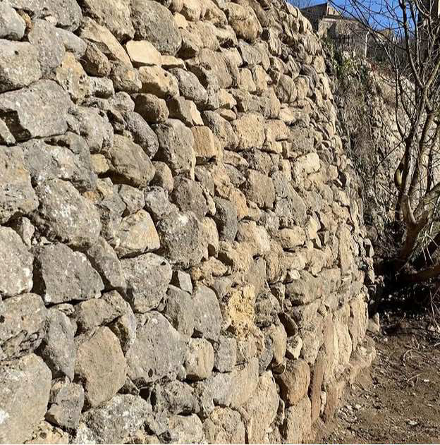 Mur fini