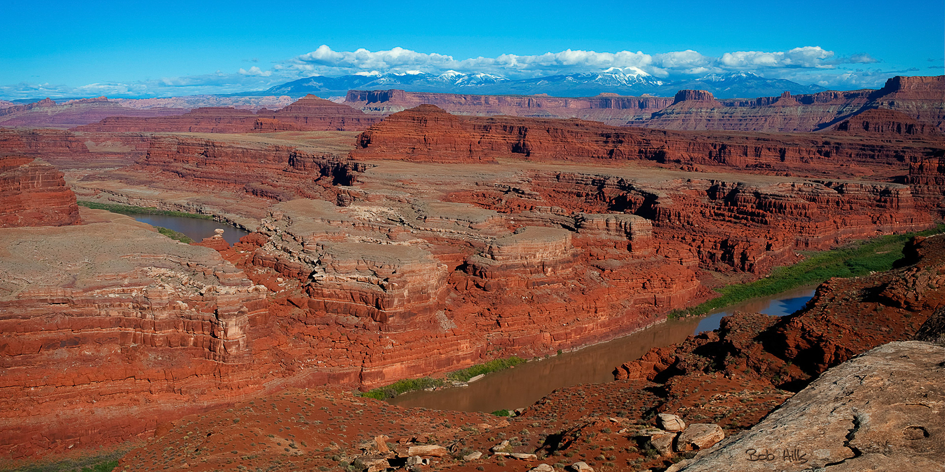 2 sides of the Gooseneck