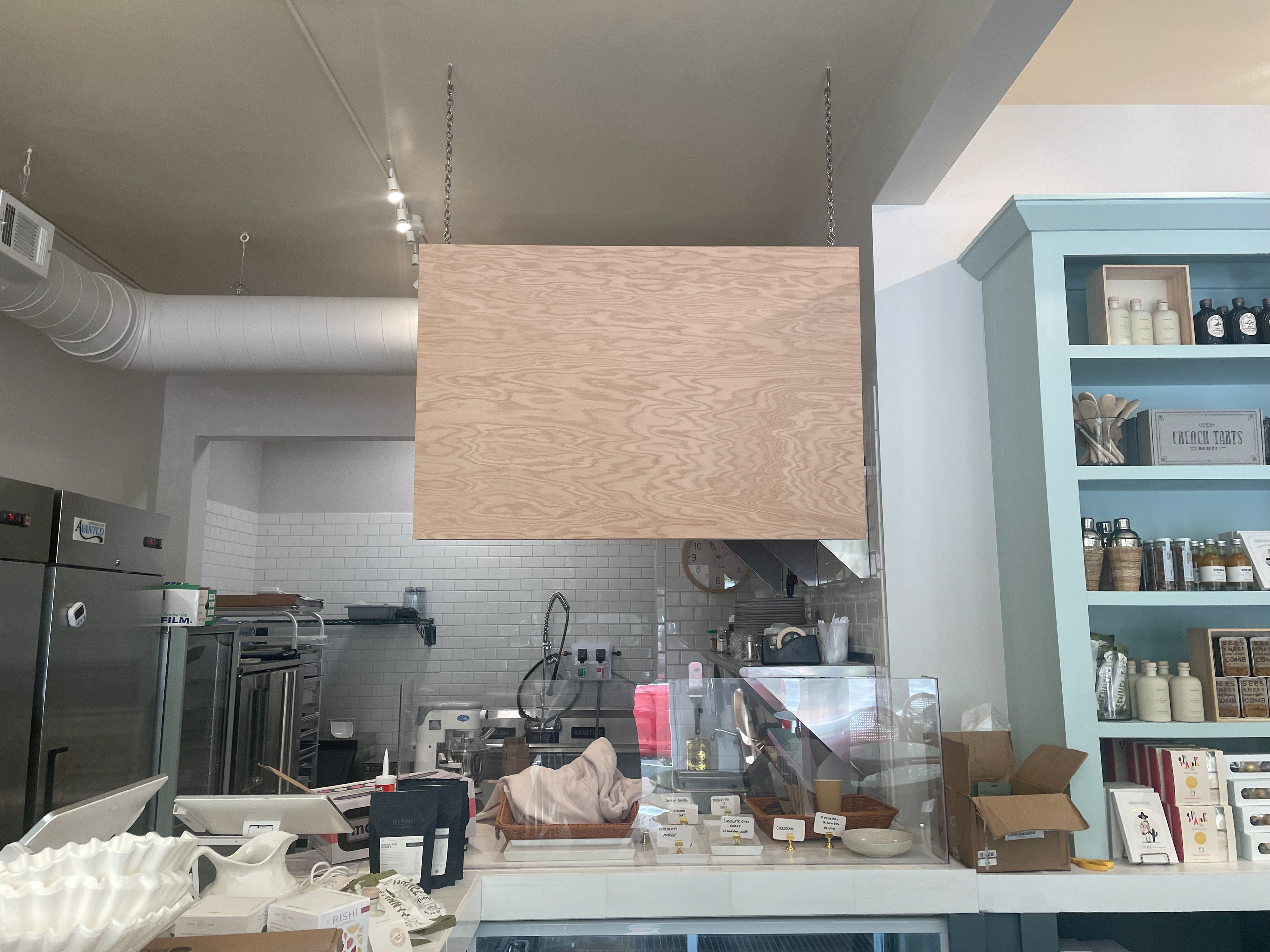 The unworked sign installed