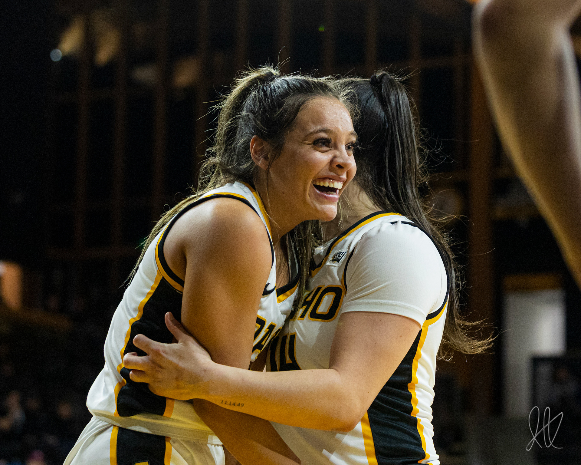 Sydney Gandy (right) embraces Ashlyn Wallace after a favorable referee call