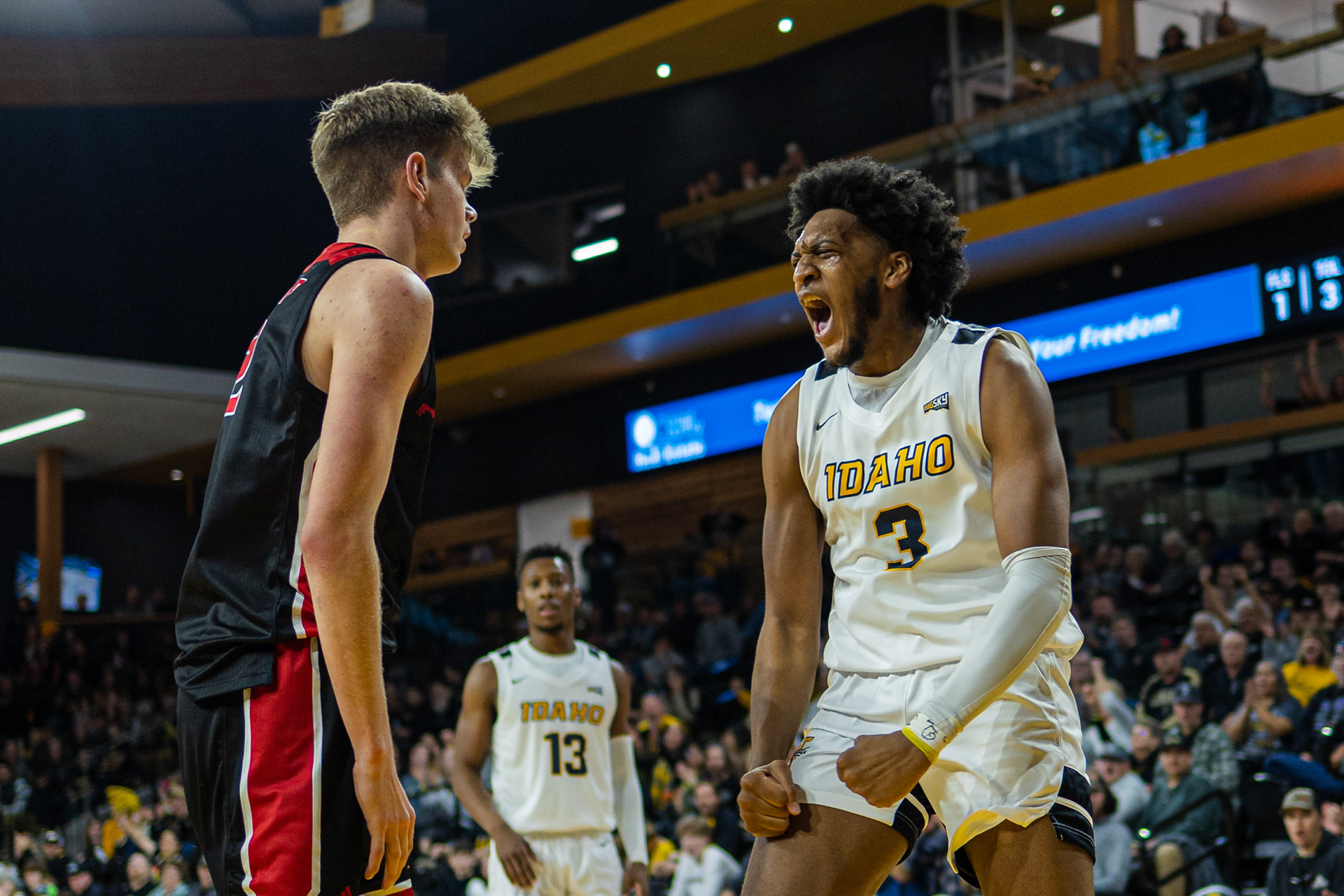 Idaho forward Isaac Jones celebrates after making a one-handed dunk over a player from Eastern Washington University on Feb. 11, 2023. (Argonaut/John Keegan)