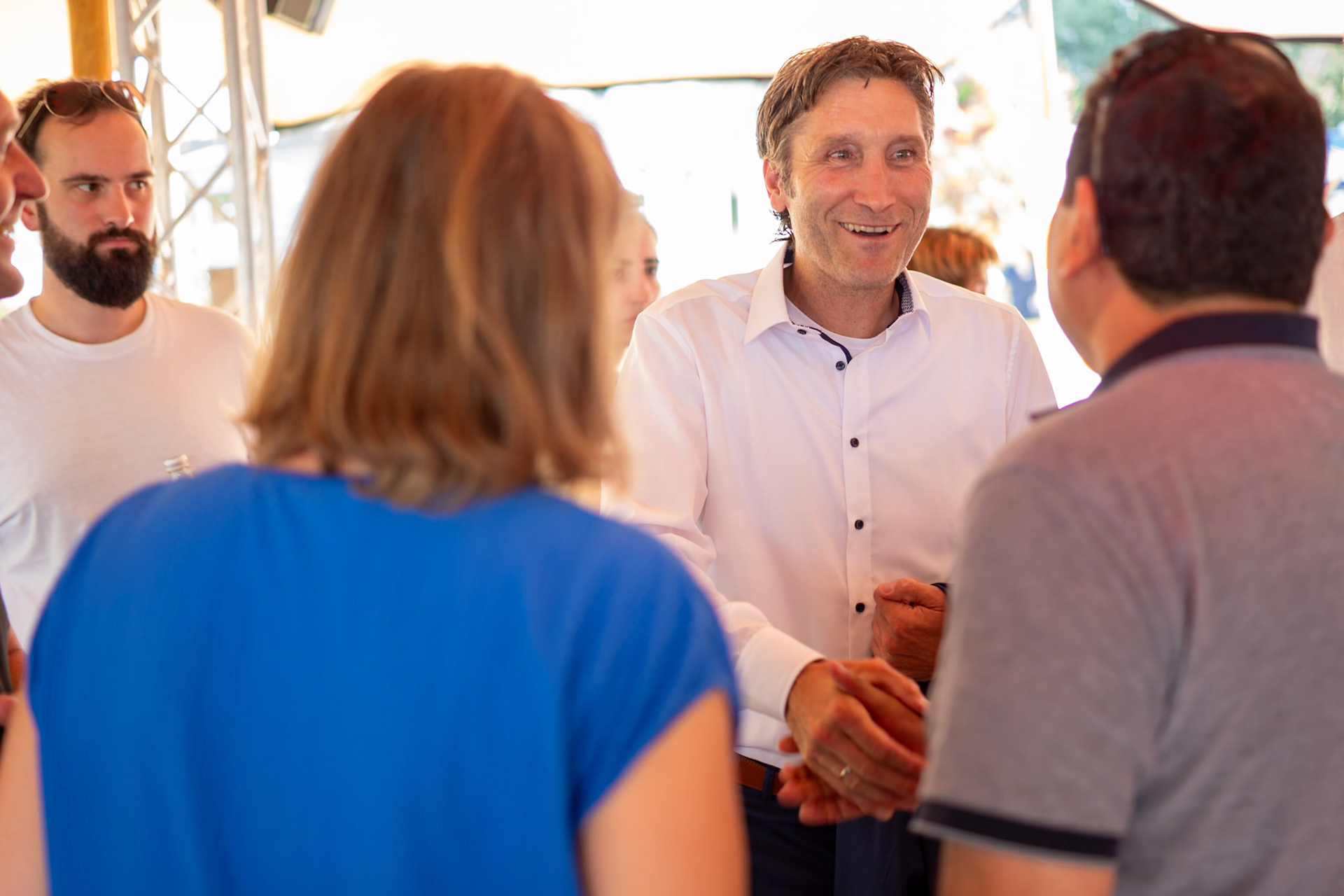 Begrüßung vonBühnenacts