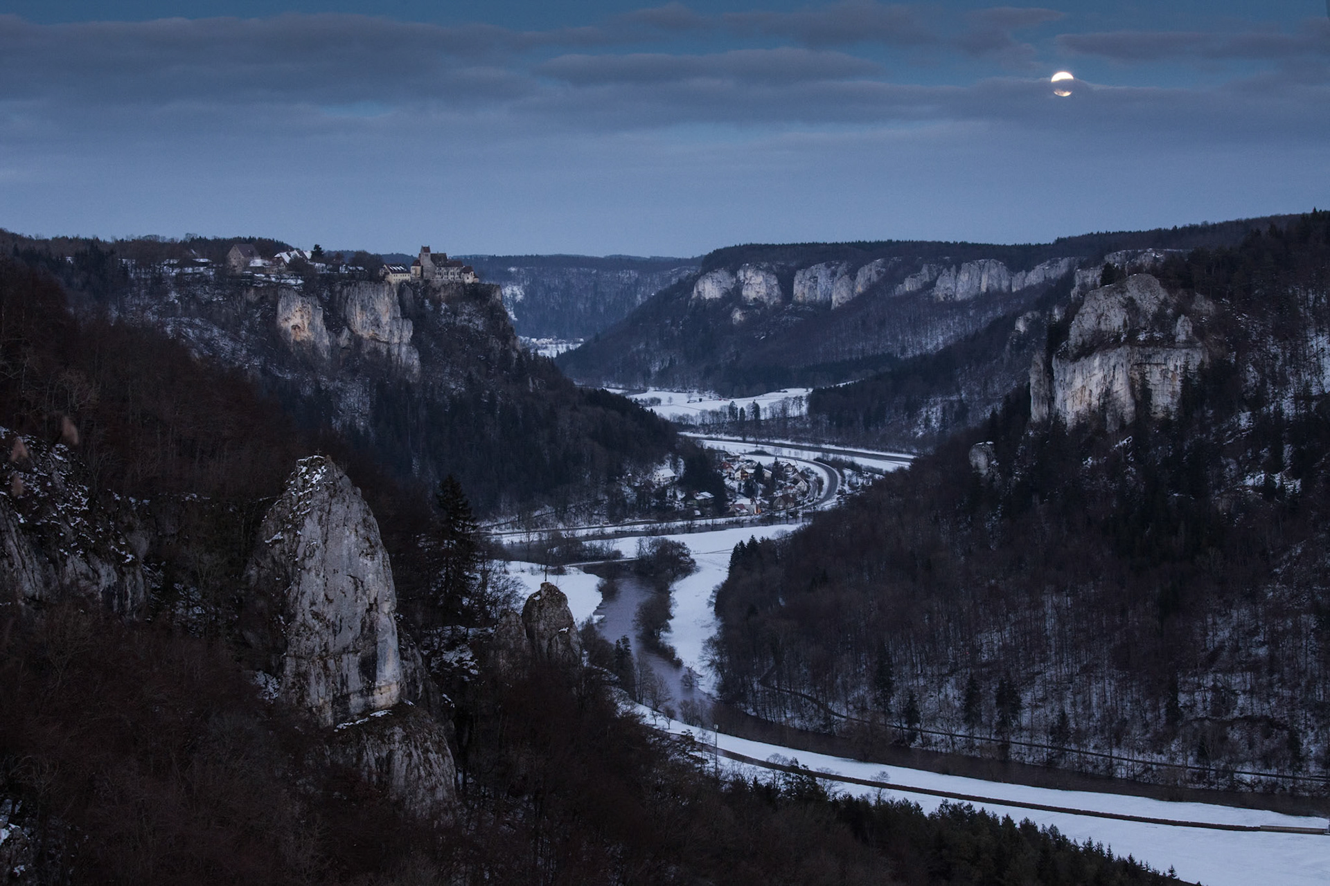 Eichfelsen, Danube, Germany. 04.01.2015