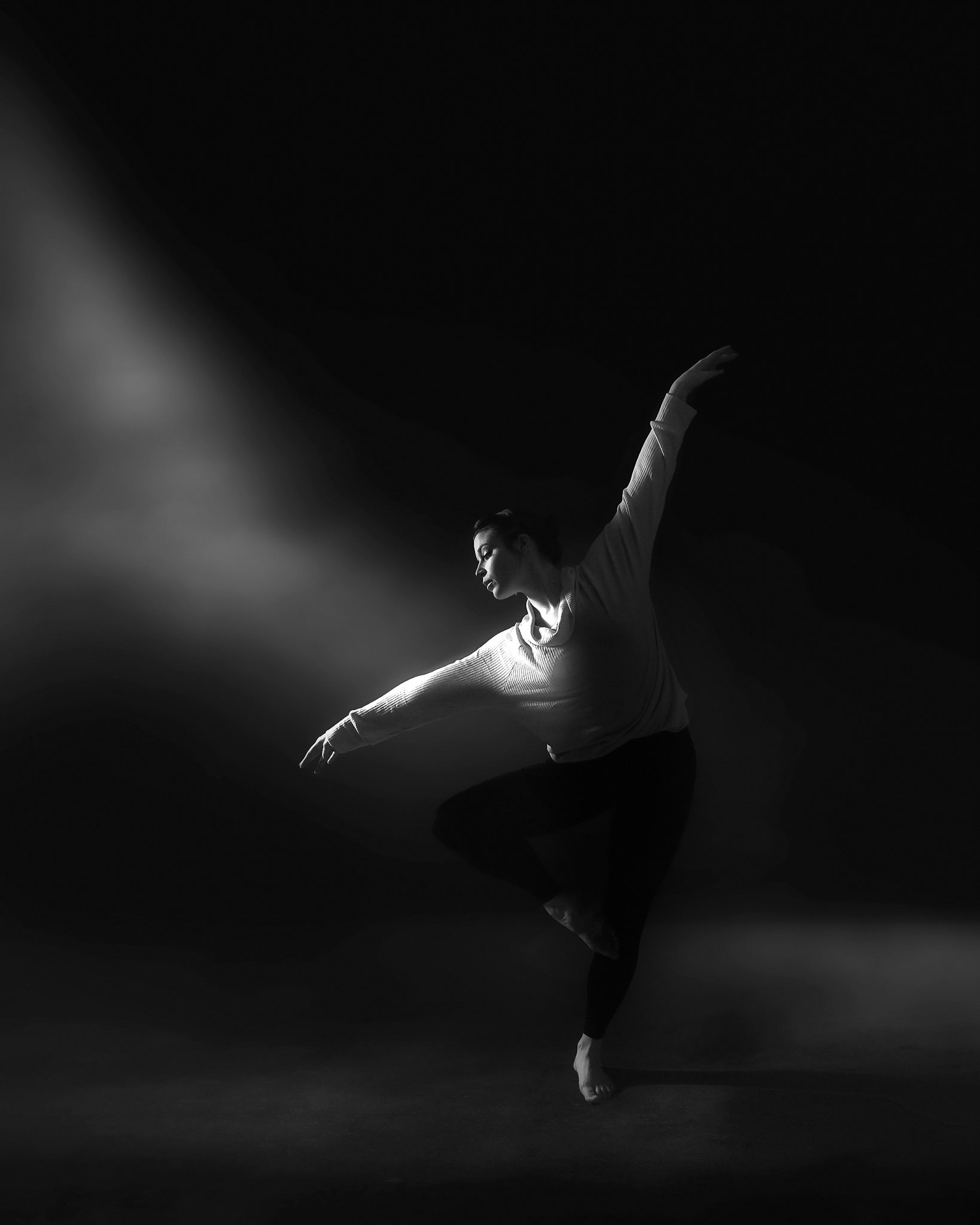 Texture dark concentrate floor with mist or fog