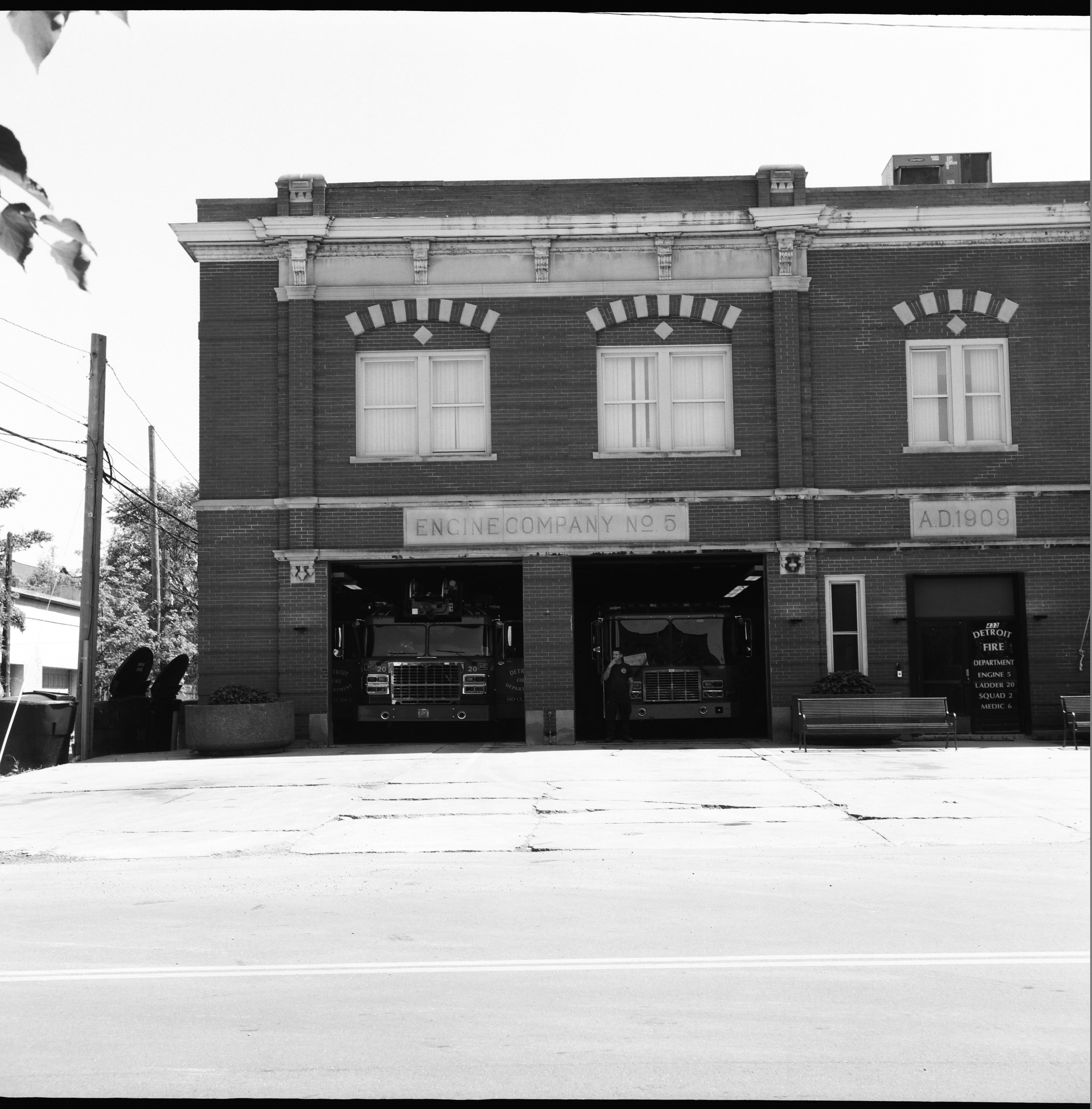 yashica-c tlr, ilford delta 100 120 film