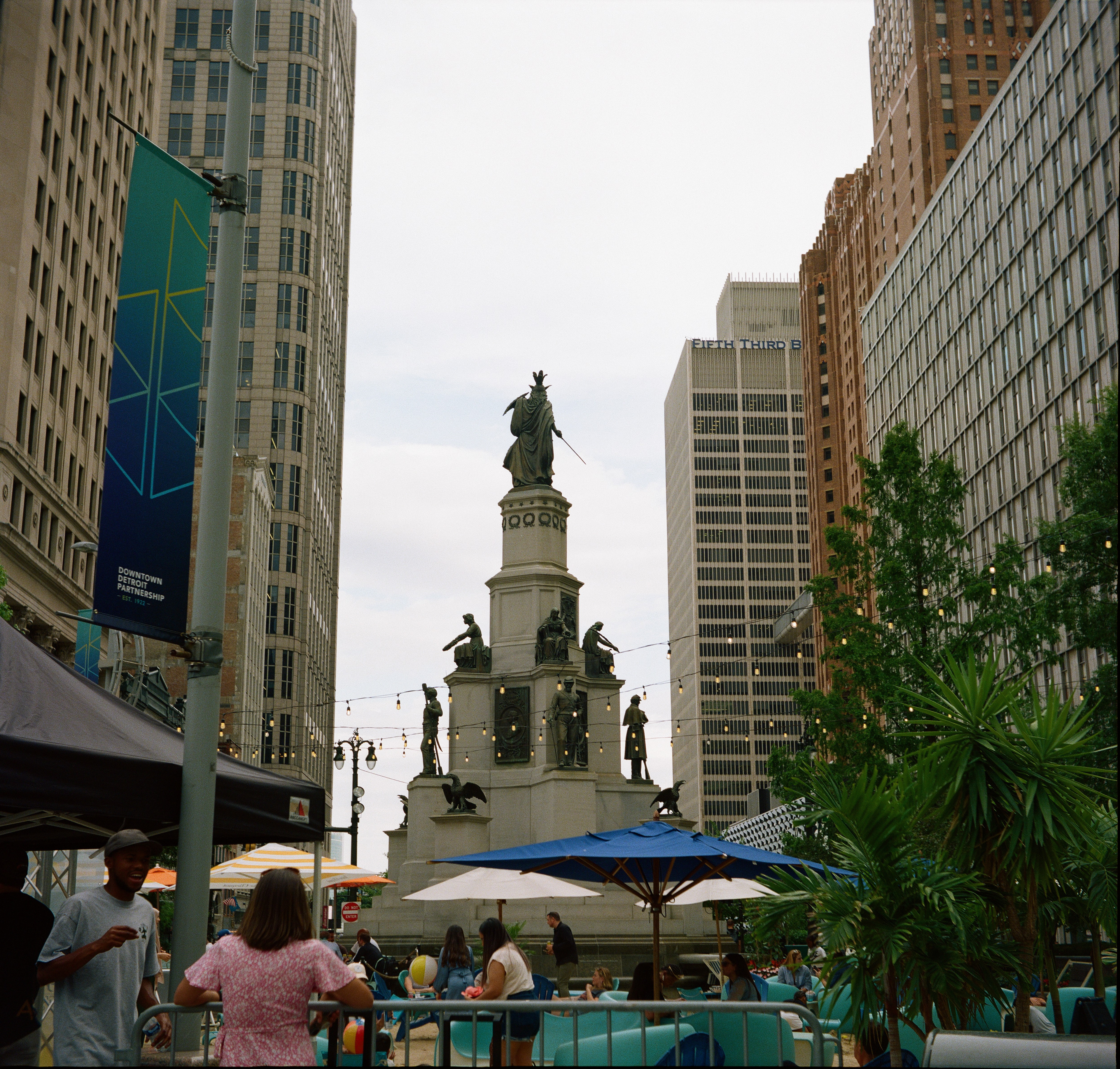 yashica c tlr, kodak portra 800