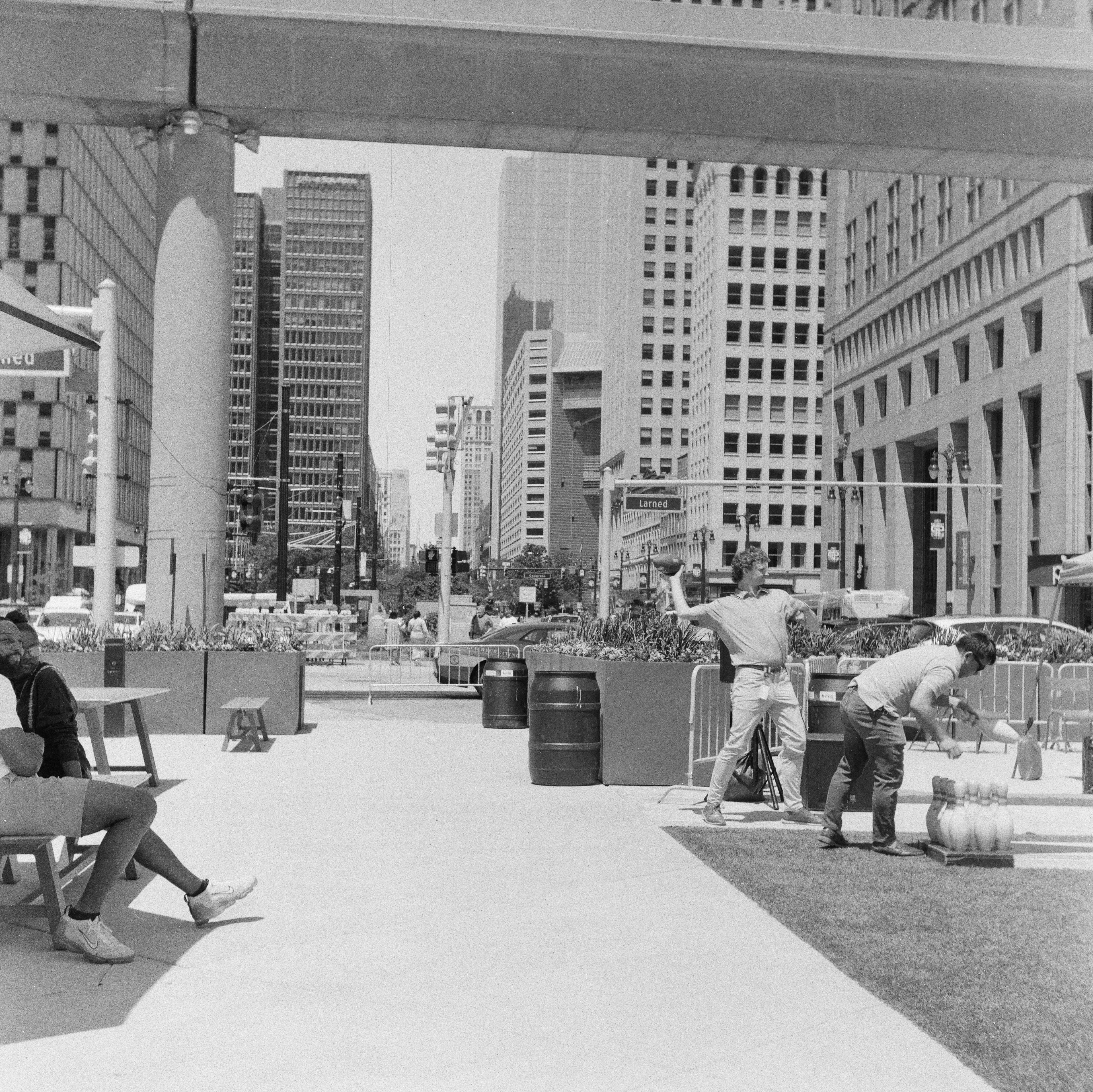 yashica c tlr, lomo lady grey