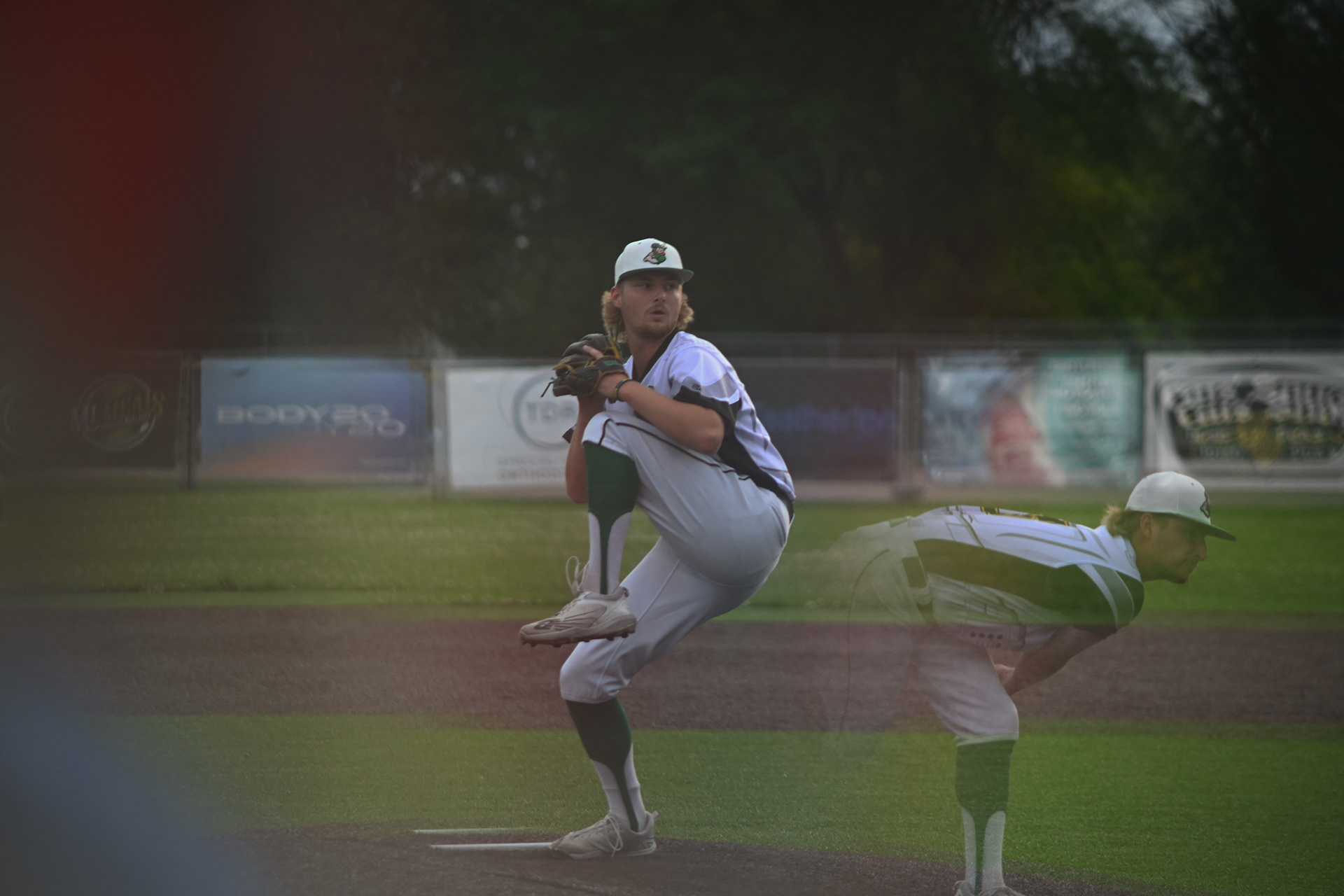 nikon z6ii, yashica yashinon 75-230mm