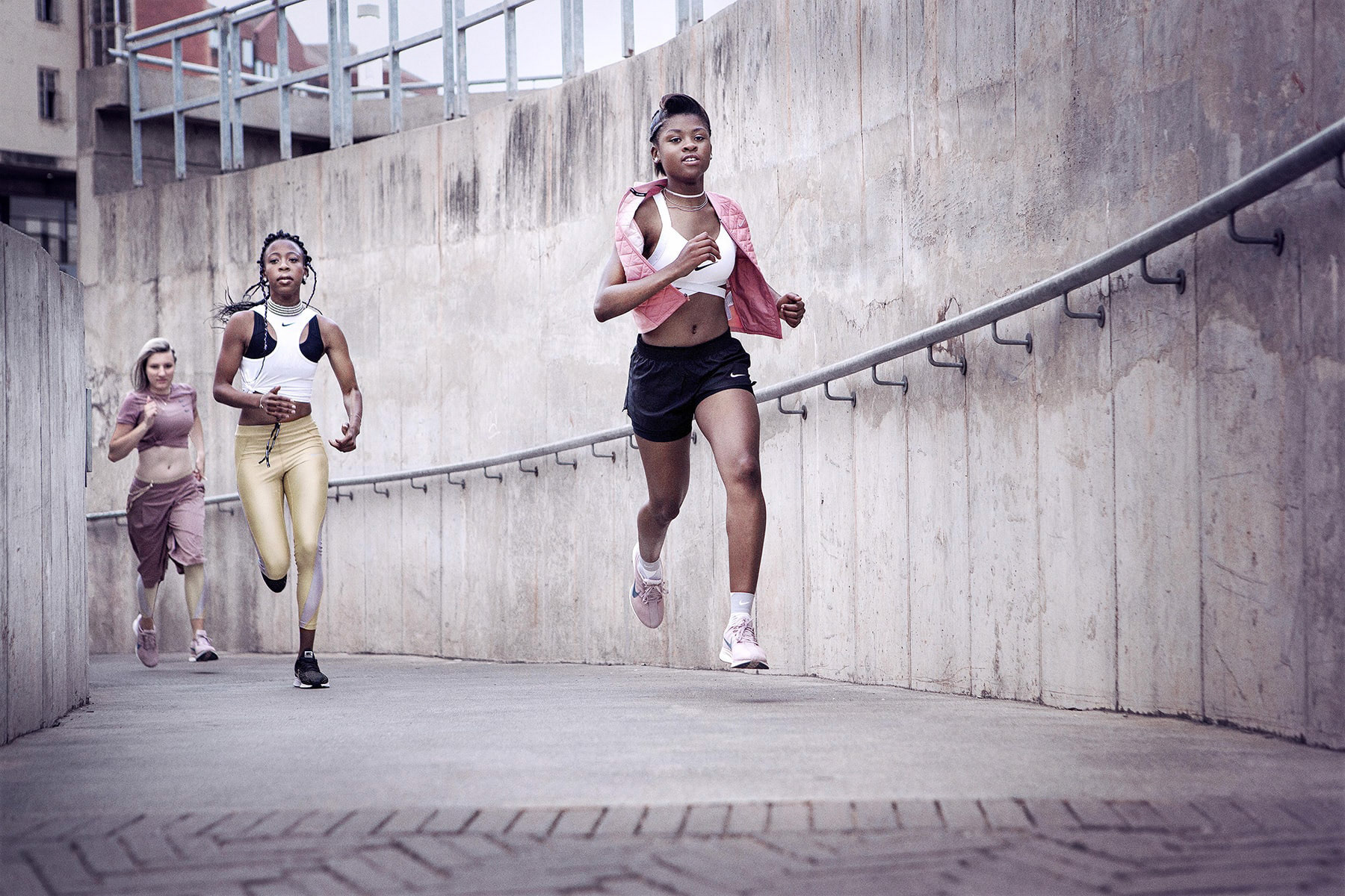 NIKE - ZOOM