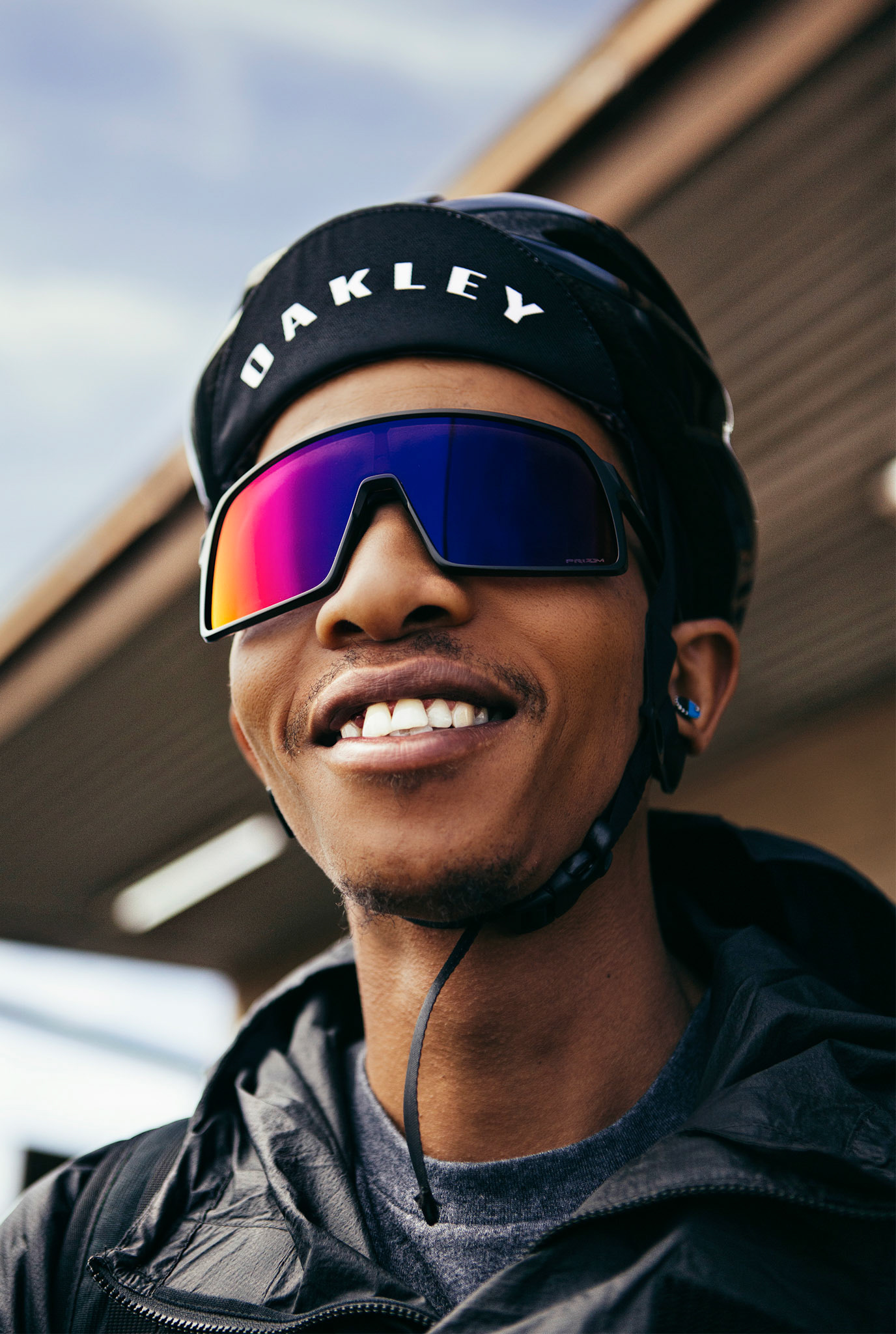 OAKLEY