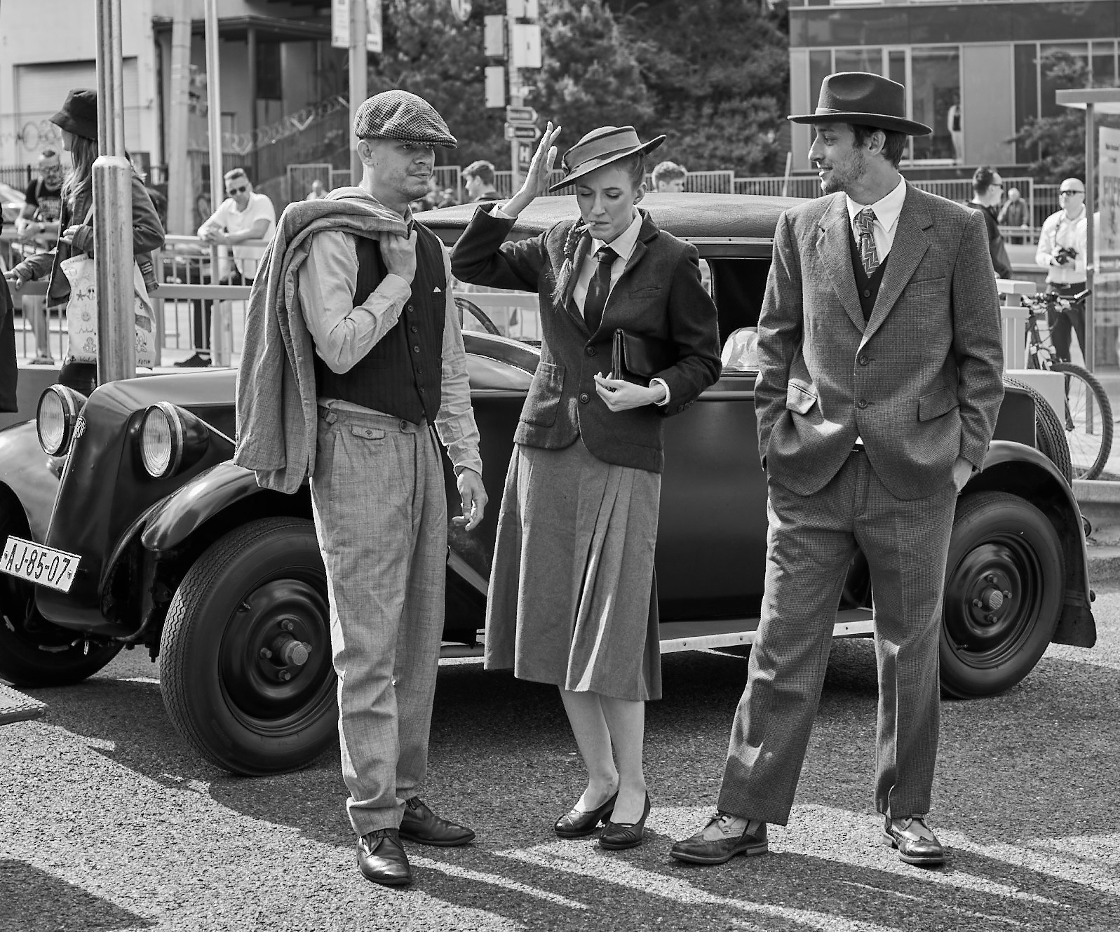 80. let Anthropoid