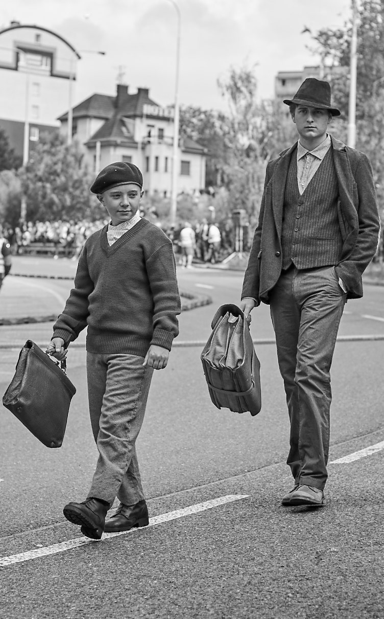 80. let Anthropoid