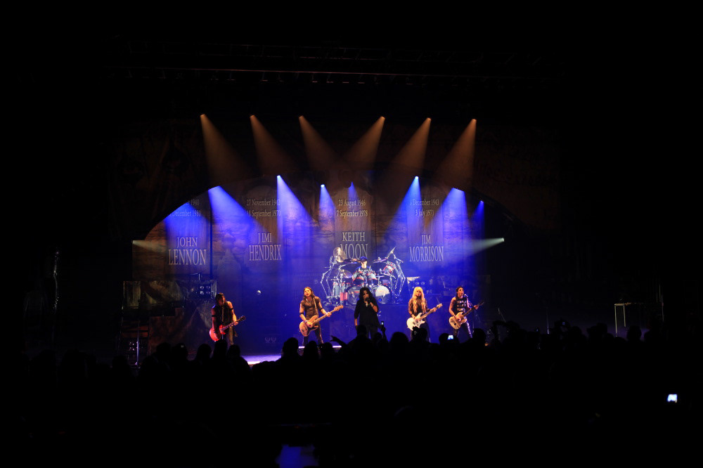 ALICE COOPER RAISE THE DEAD TOUR | set designer