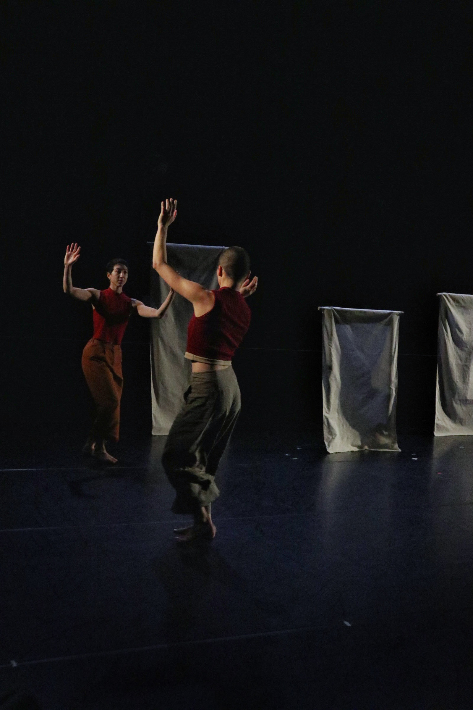 Dancers (from front): Shion Skye Carter, Katie Hanford