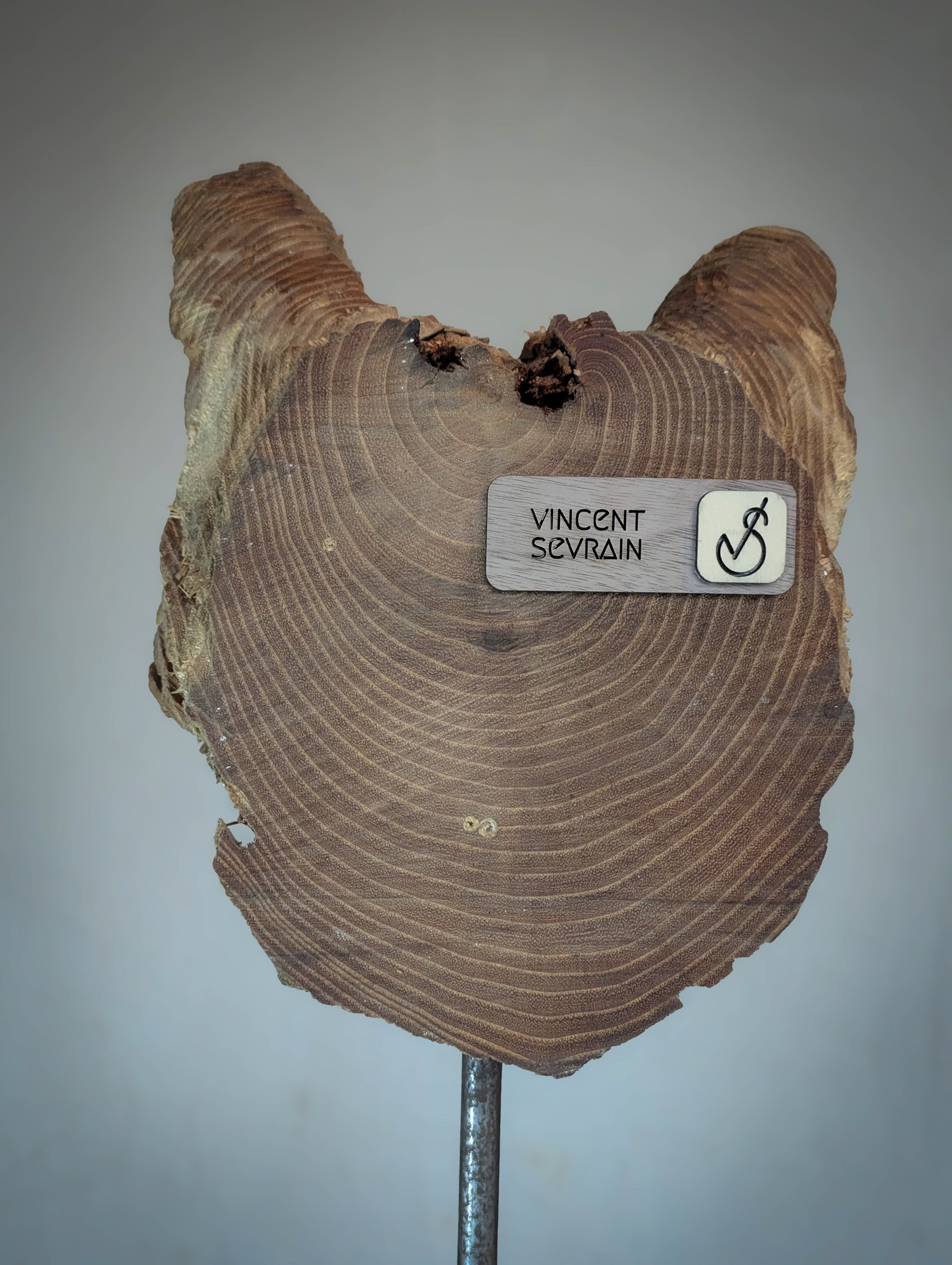 Sculpture à la tronçonneuse d'un renard 4