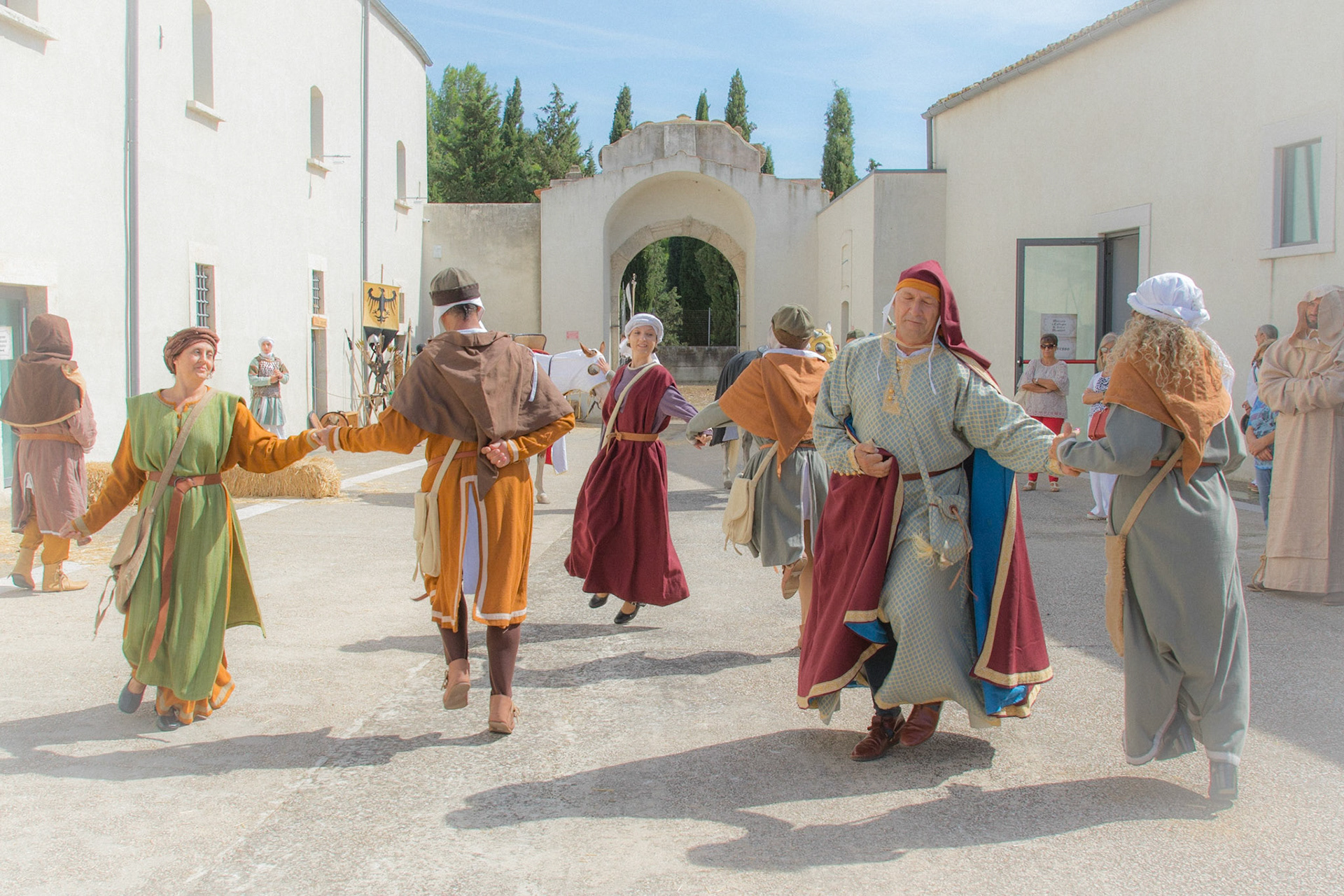 Borgo Libertà, 15 settembre 2019, Ritorno alla Torre, nella foto: Danze