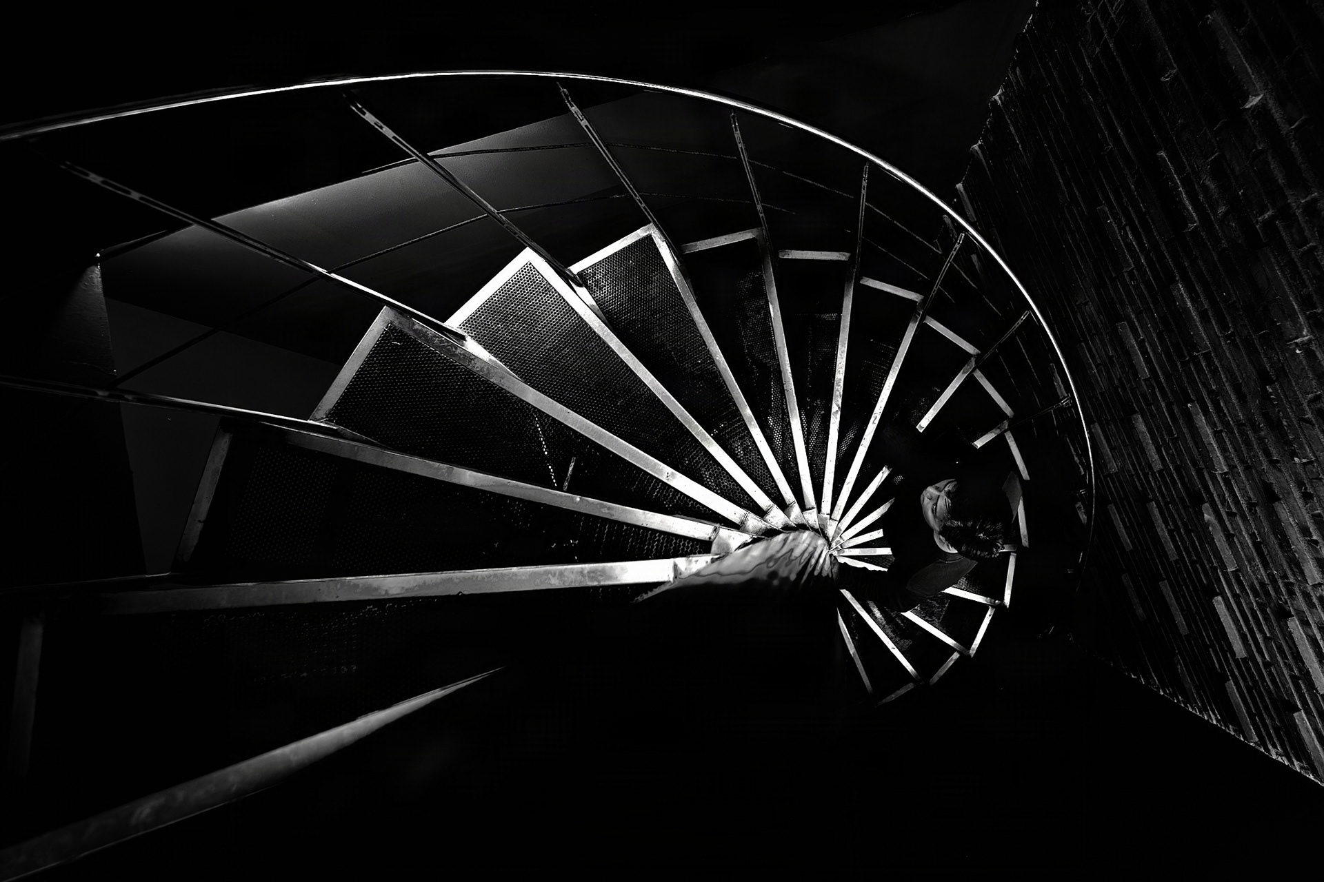 Spiral Gravity