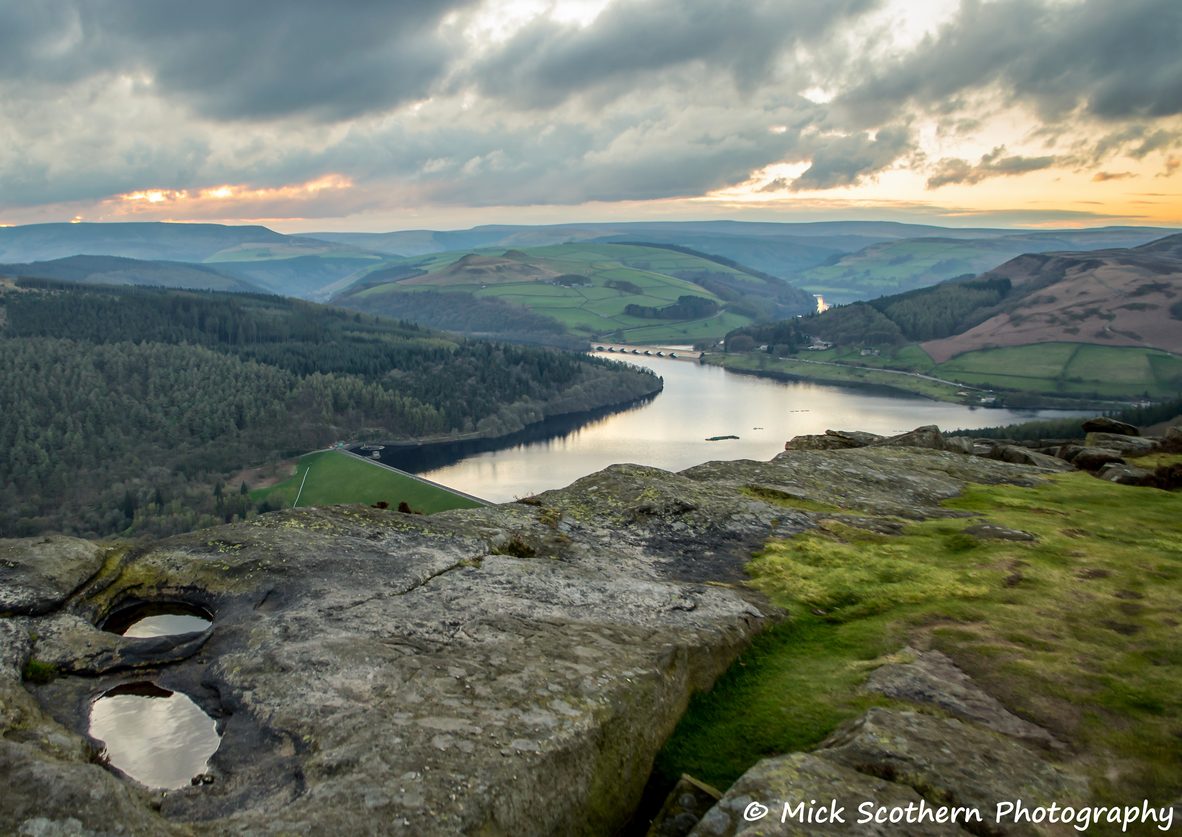 Ladybower from Bamford Edge