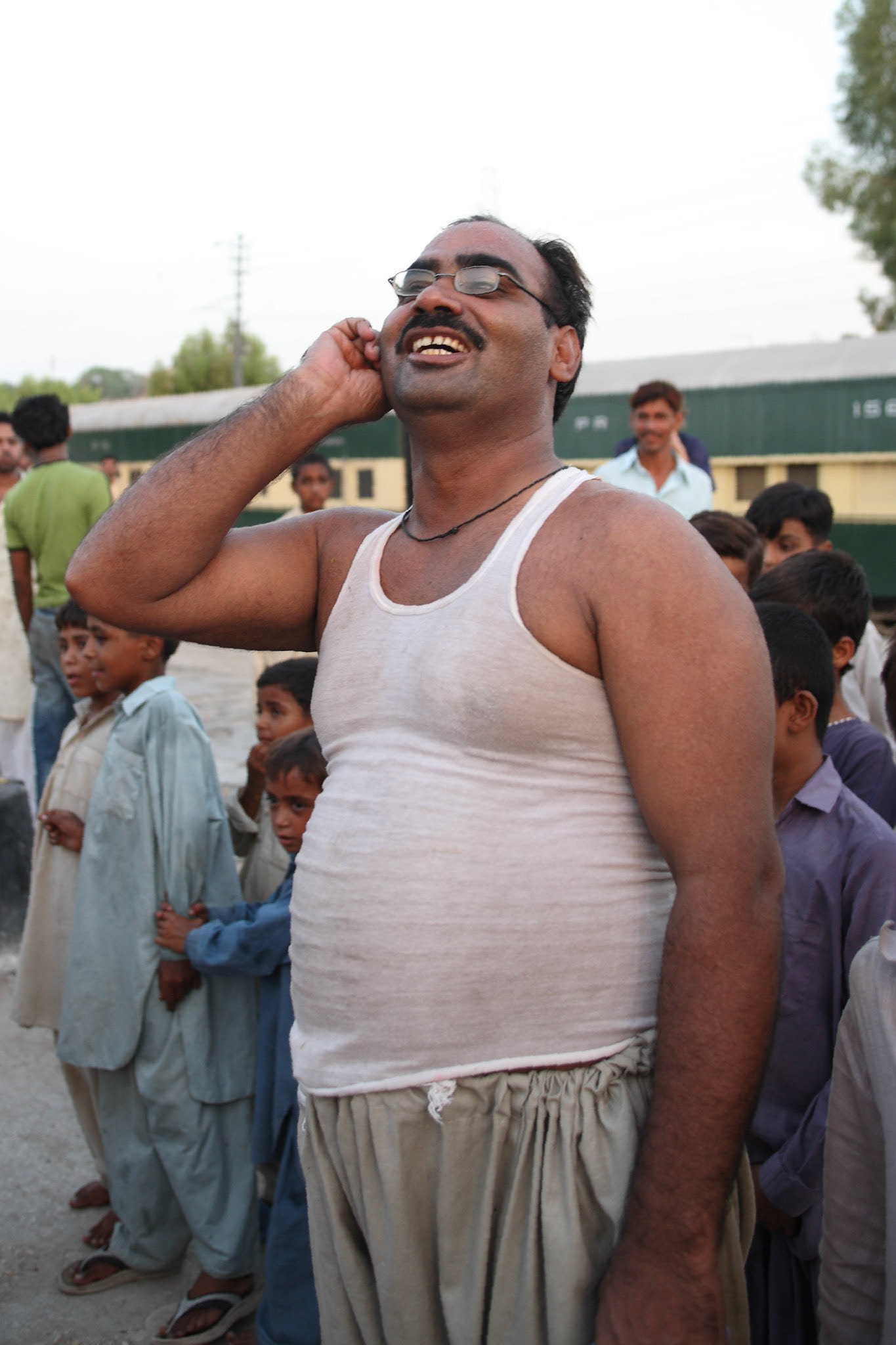 Devotee from Lahore, Pakistan declared, Bolo Bolo Sakhi Lal Qalandar Mast! (means the great faqir stays intoxicated) at the last stop on the railway station, Sukkur, Sindh.
