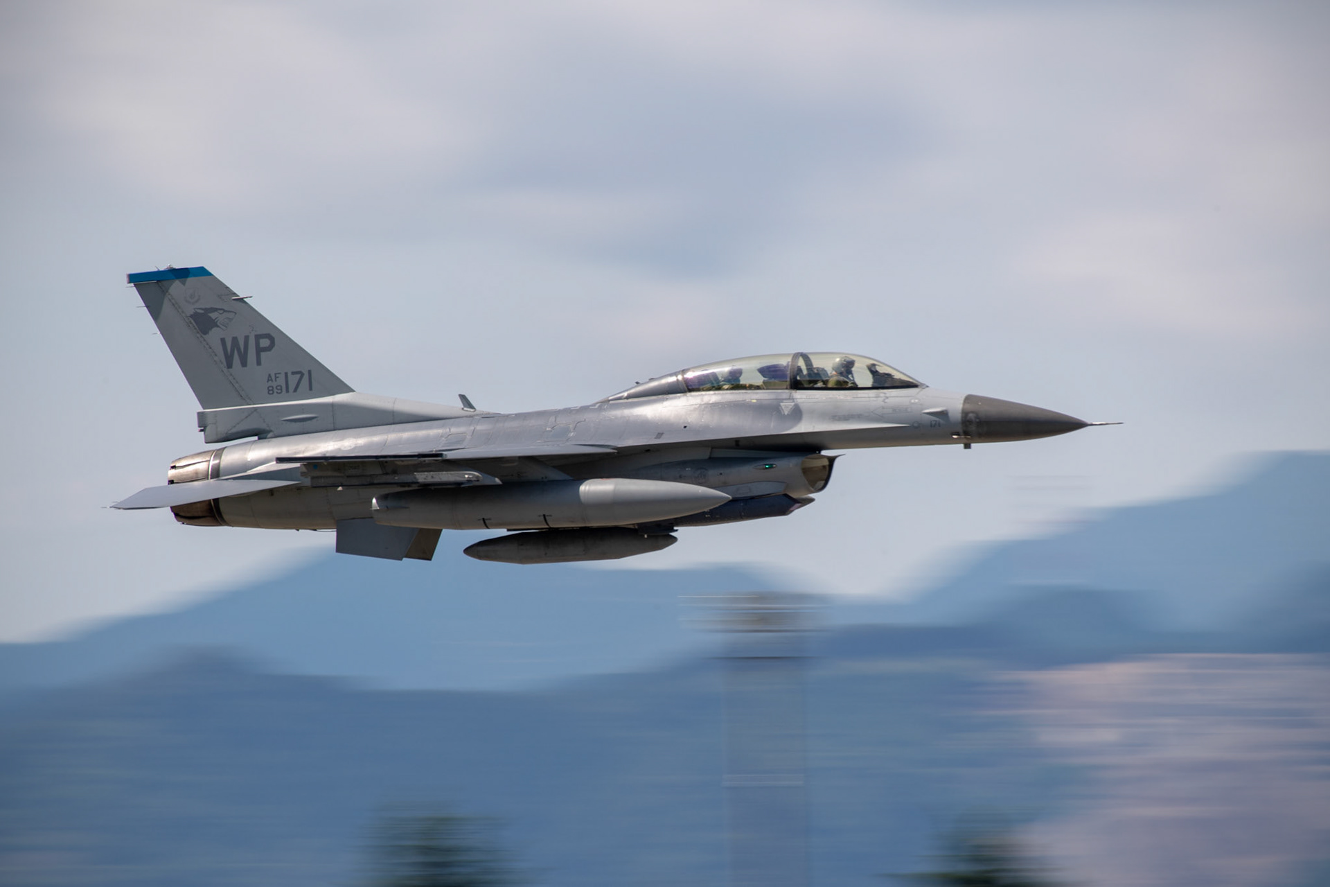 An Air Force F-16 Fighting Falcon assigned to the 8th Fighter Wing takes off at Yokota Air Base, Japan, Sept. 17, 2018, after participating in the 2018 Japanese-American Friendship Festival. Approximately 145,000 visitors attended the festival and toured forty U.S. and Japanese aircraft static displays. (U.S. Air Force photo by Yasuo Osakabe)