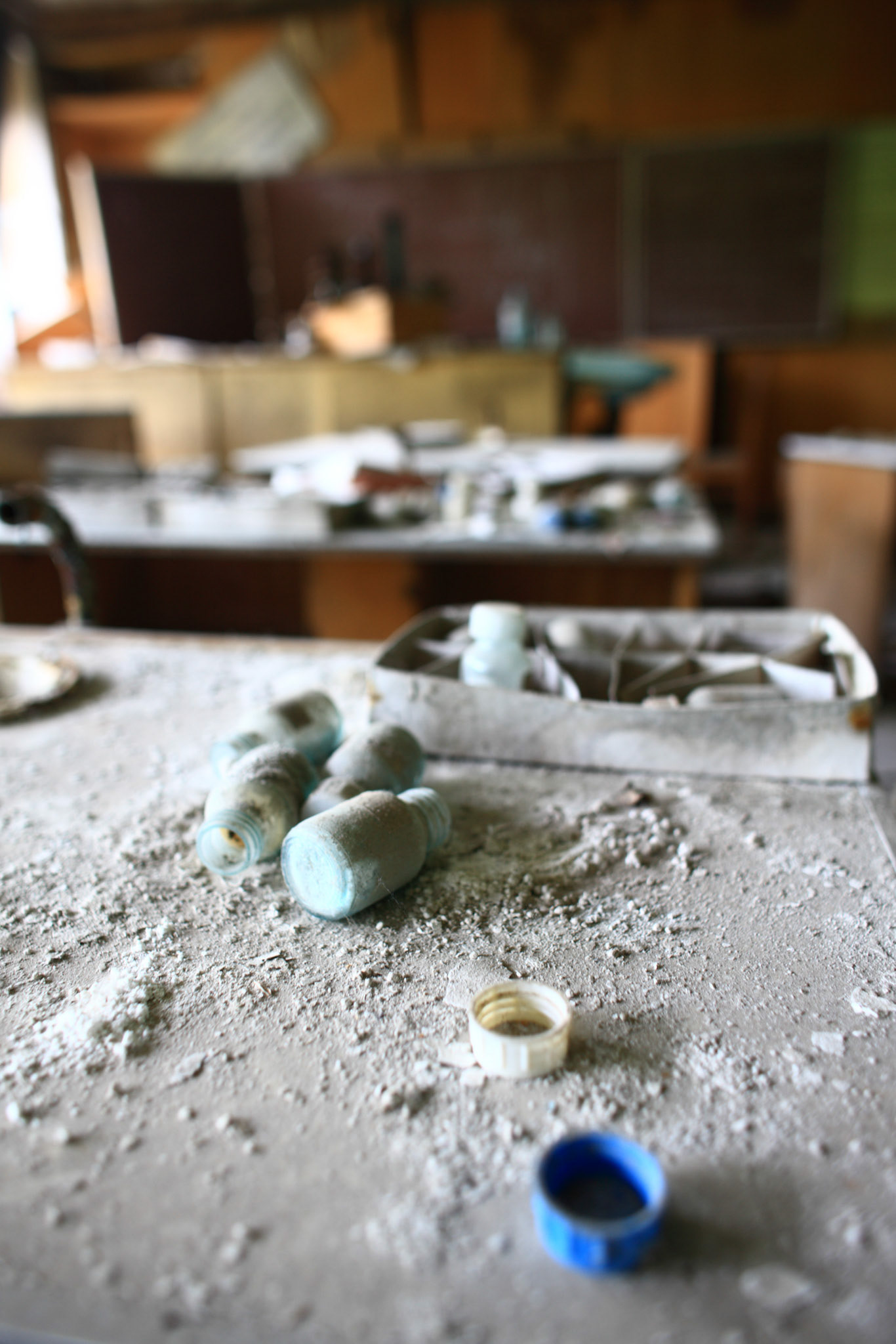 An unknownchemical substances has left in the school chemistry laboratory in the shool No.2, Pripyat.