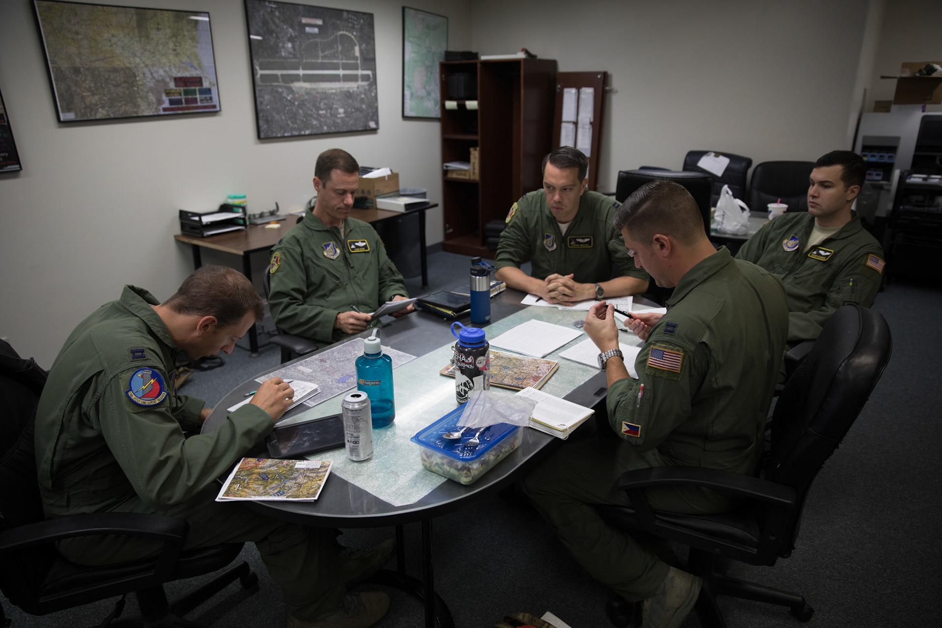 The C-130H Hercules crew from the 36th Airlift Squadron conducts their last mission briefing at Yokota Air Base, Japan, Oct. 5, 2017. This is the last active duty C-130H Hercules tactical training sortie. (U.S. Air Force photo by Yasuo Osakabe)