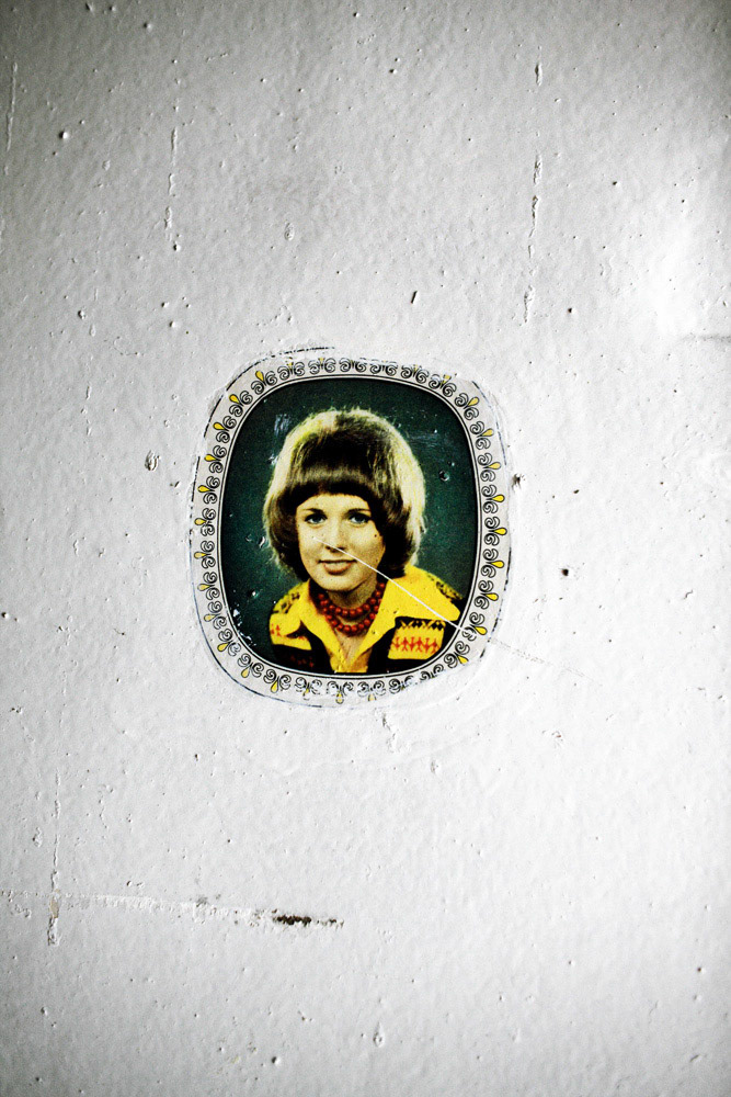This lady had been lived in this 16 storeyed appartment near by the cultural center, Pripyat. The stecker is still on your locker room.