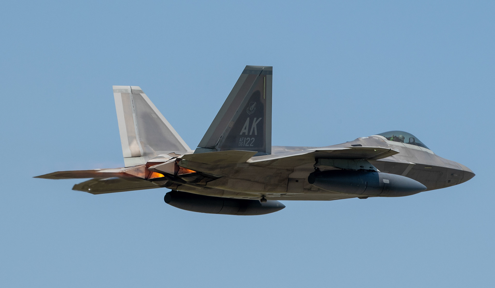 180803-F-PM645-0427