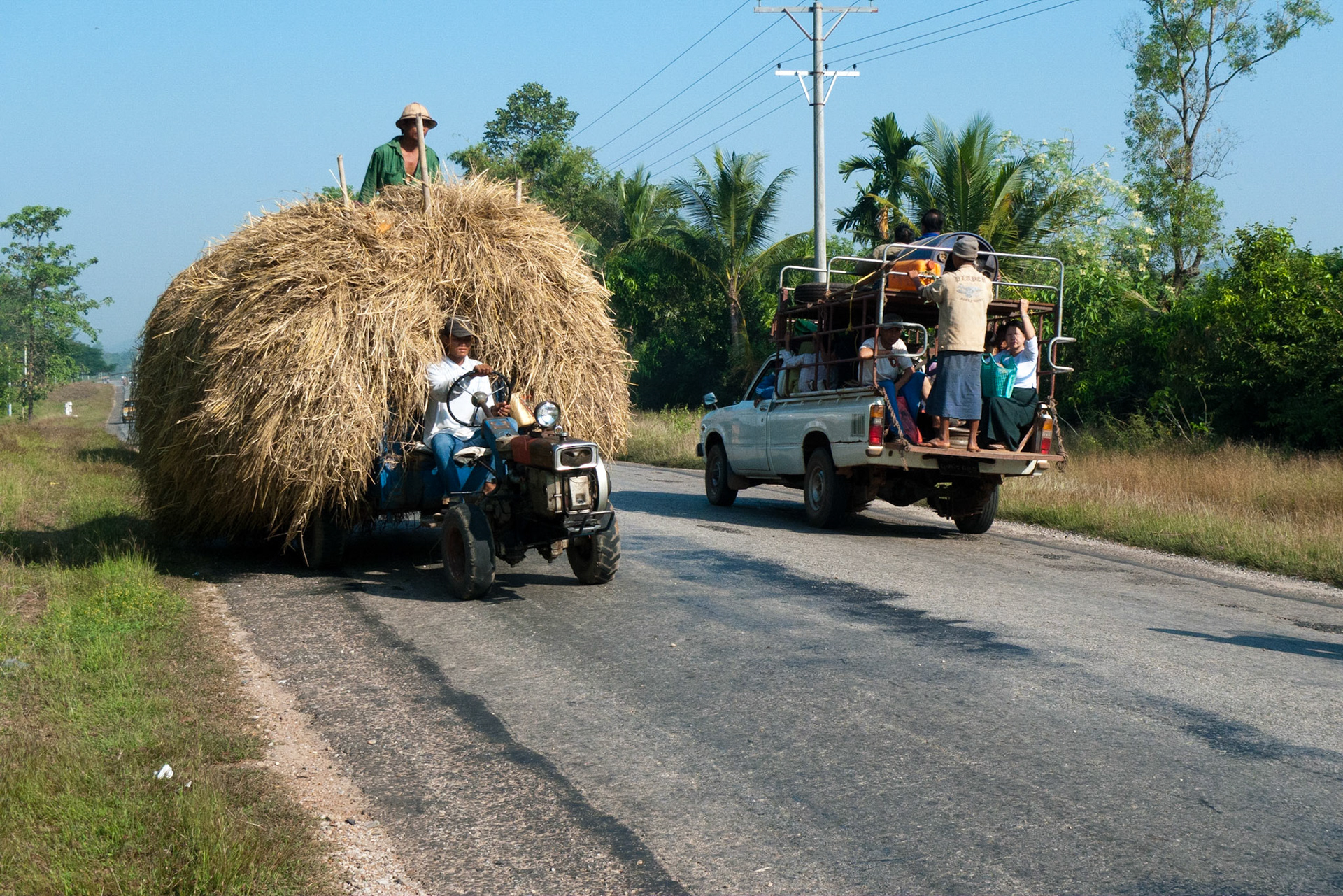 Road to Thanbyuzayat: