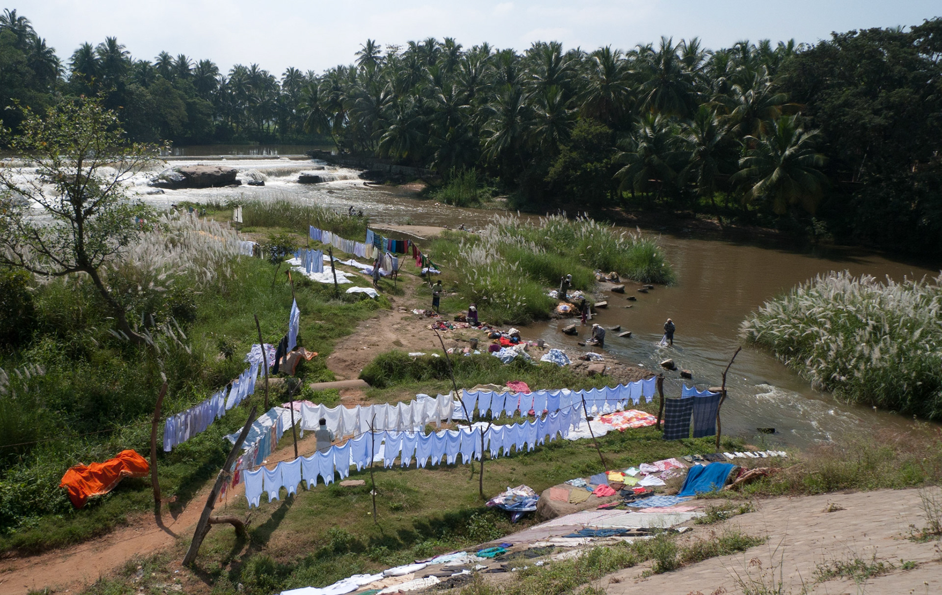 Kambum: Washing Clothes