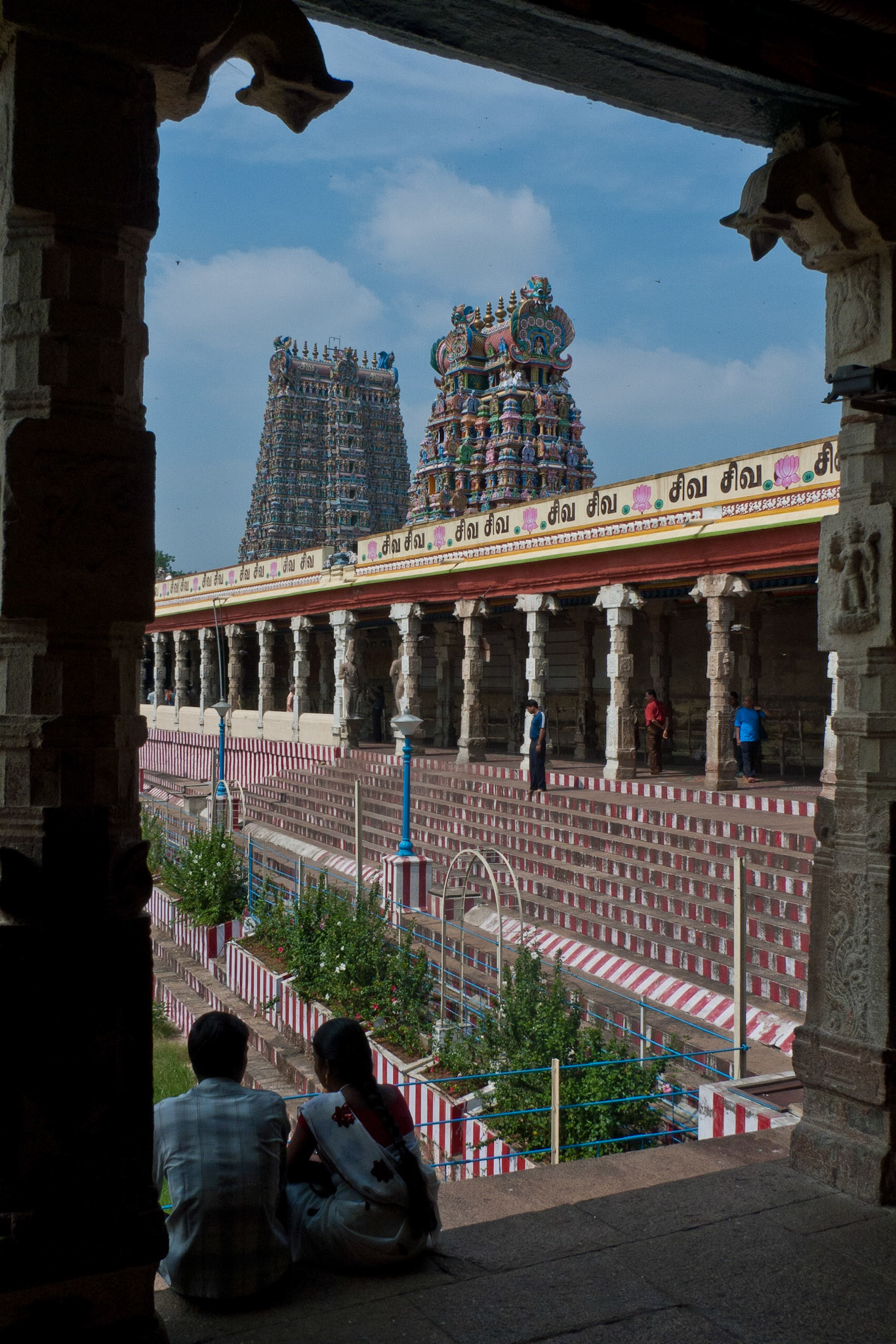 Madurai: Meenakski Temple
